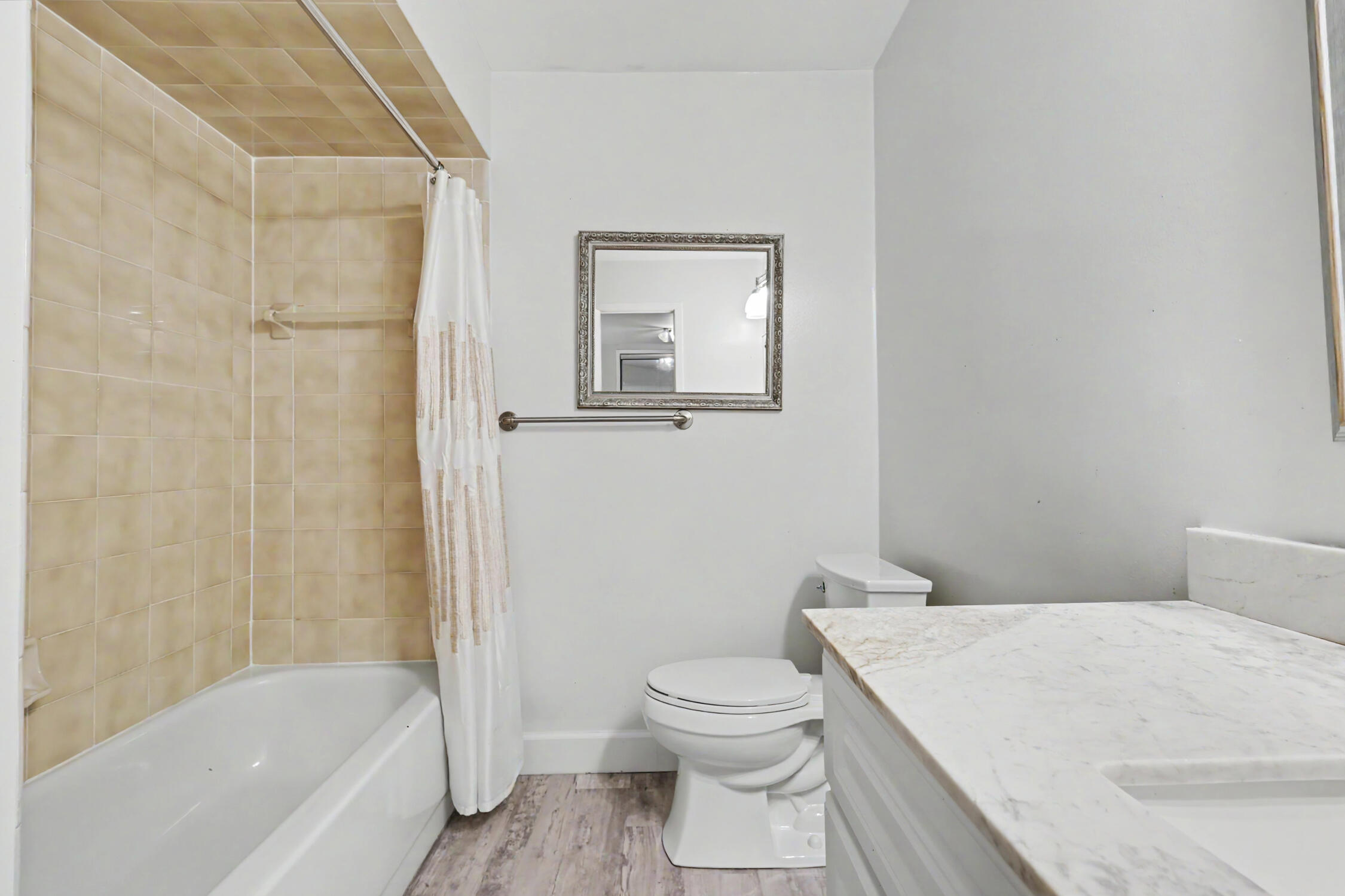 6600 Ridgefield Circle Property Photo 26