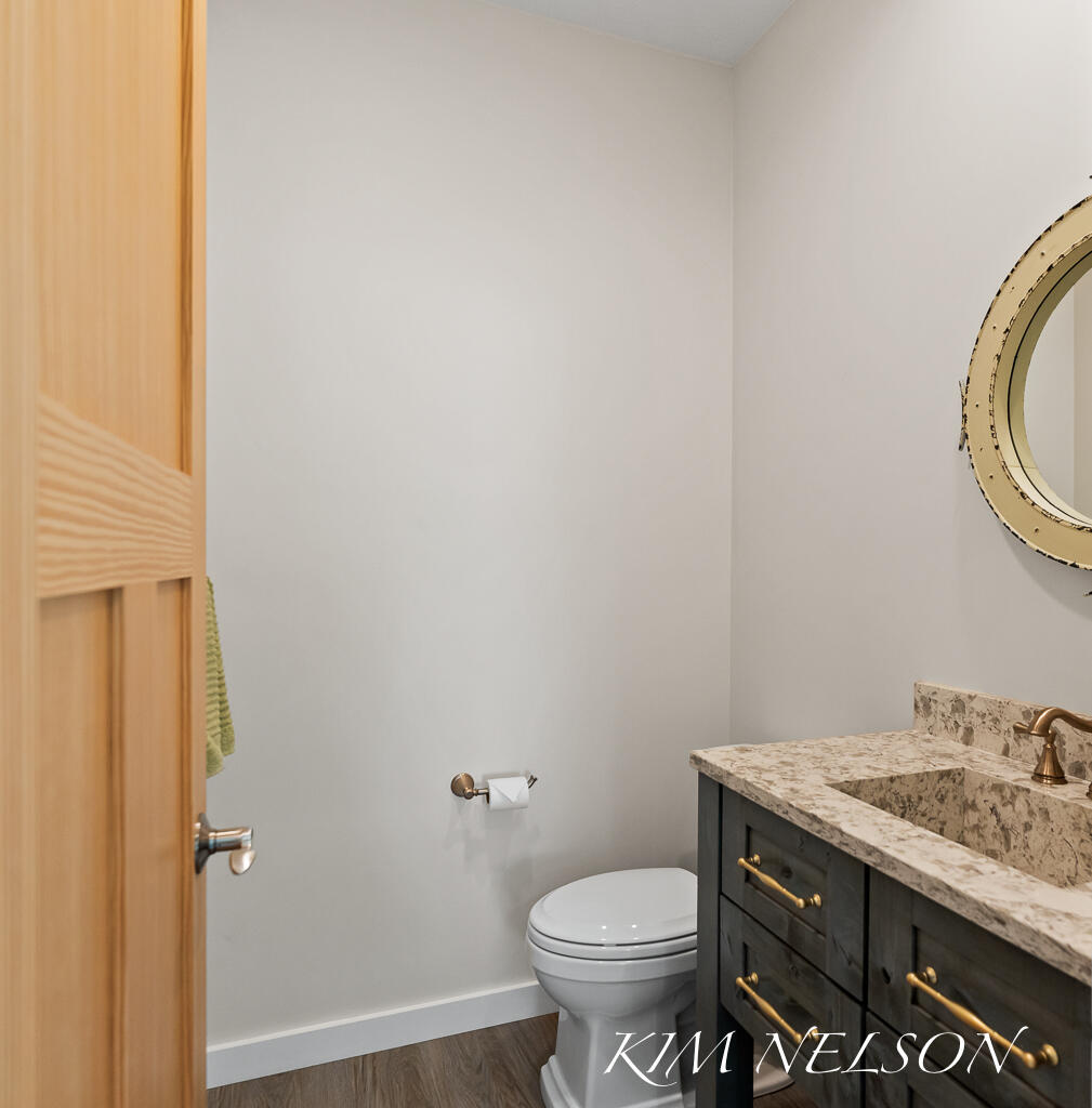 5768 S Shore Drive Property Photo 17