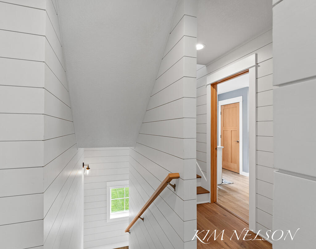 5768 S Shore Drive Property Photo 31