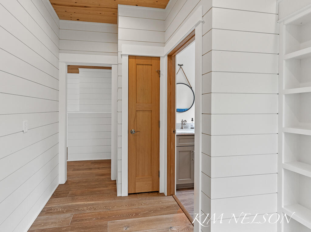 5768 S Shore Drive Property Photo 32