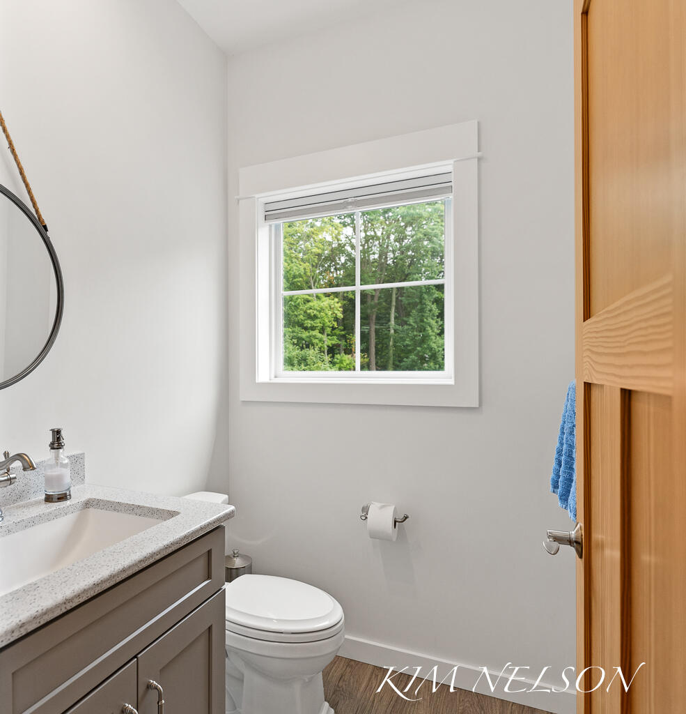 5768 S Shore Drive Property Photo 33