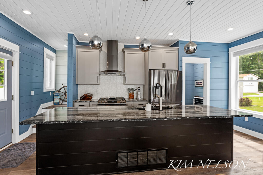 5768 S Shore Drive Property Photo 67