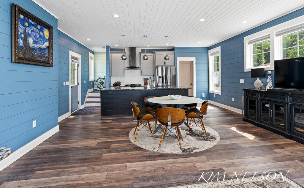 5768 S Shore Drive Property Photo 68