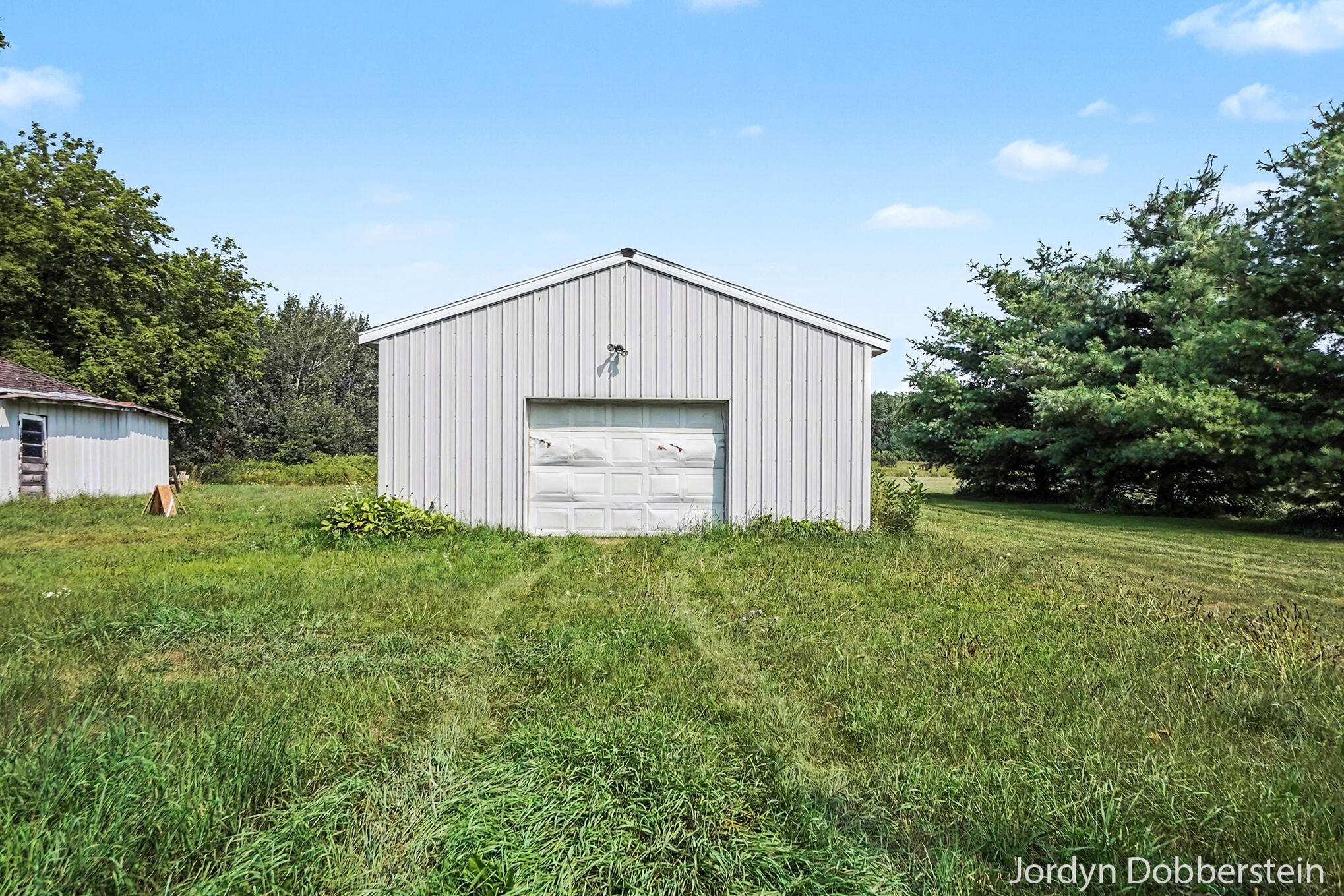 4748 Grove Street Property Photo 6