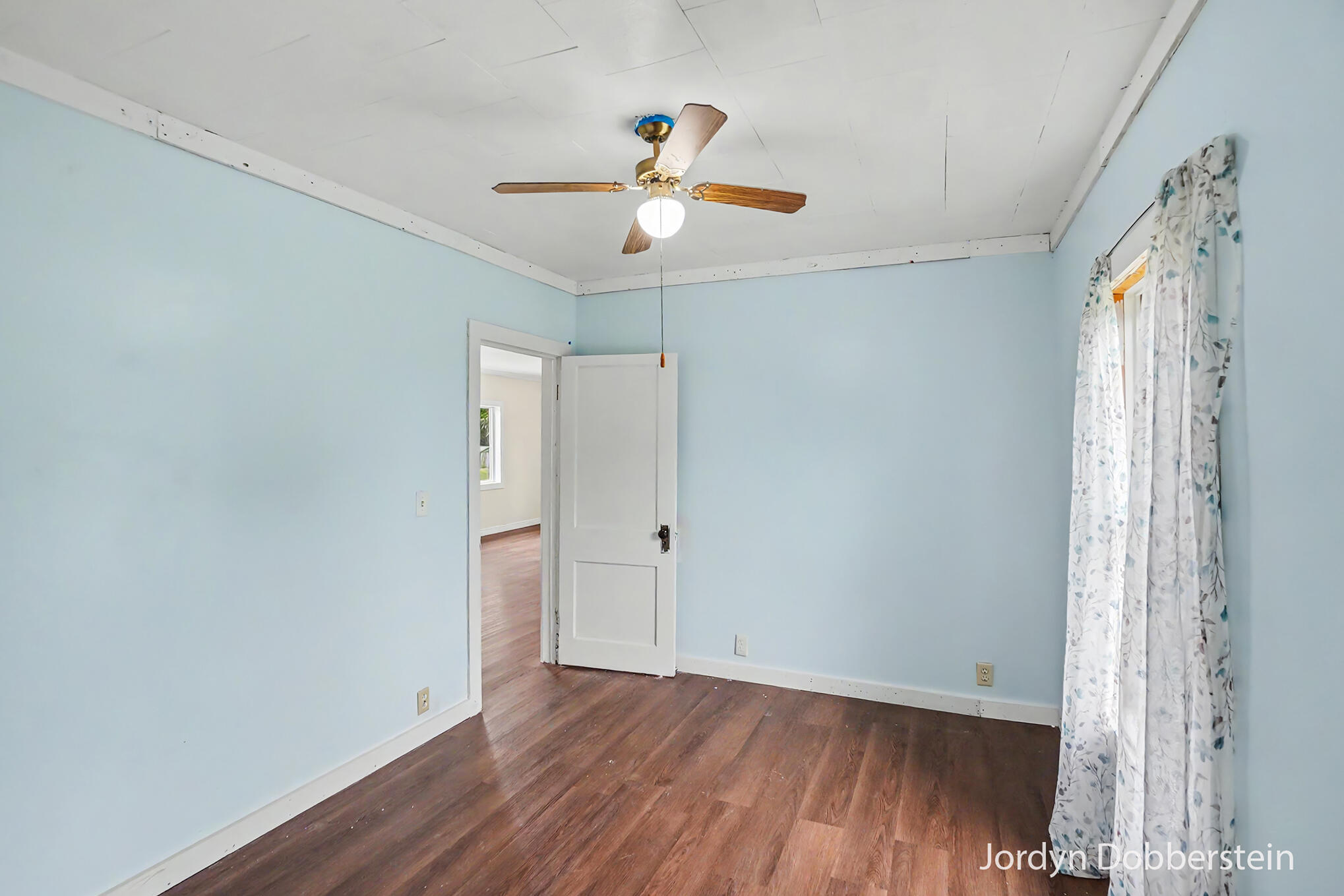 4748 Grove Street Property Photo 15