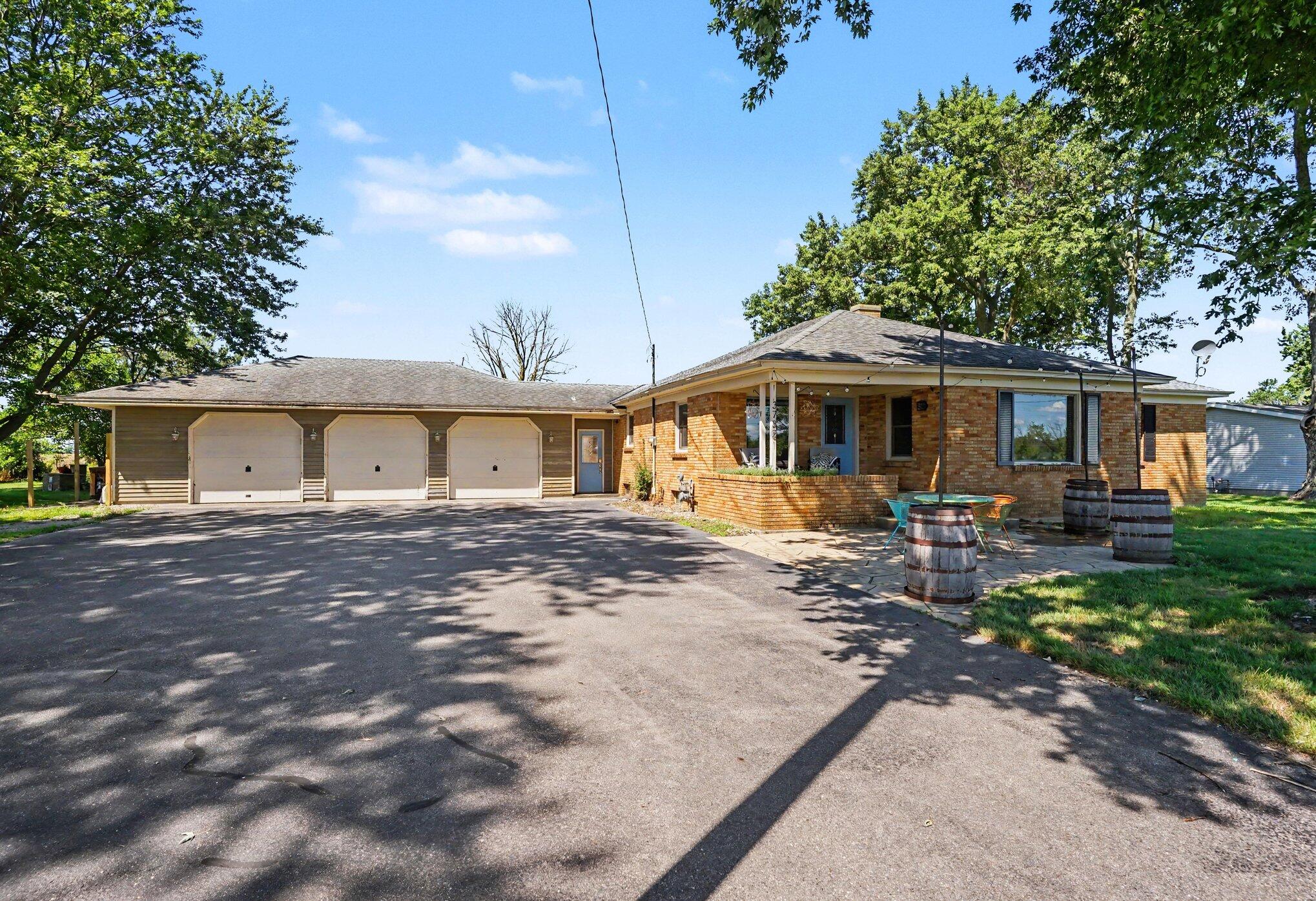 3782 56th Street Property Photo 2