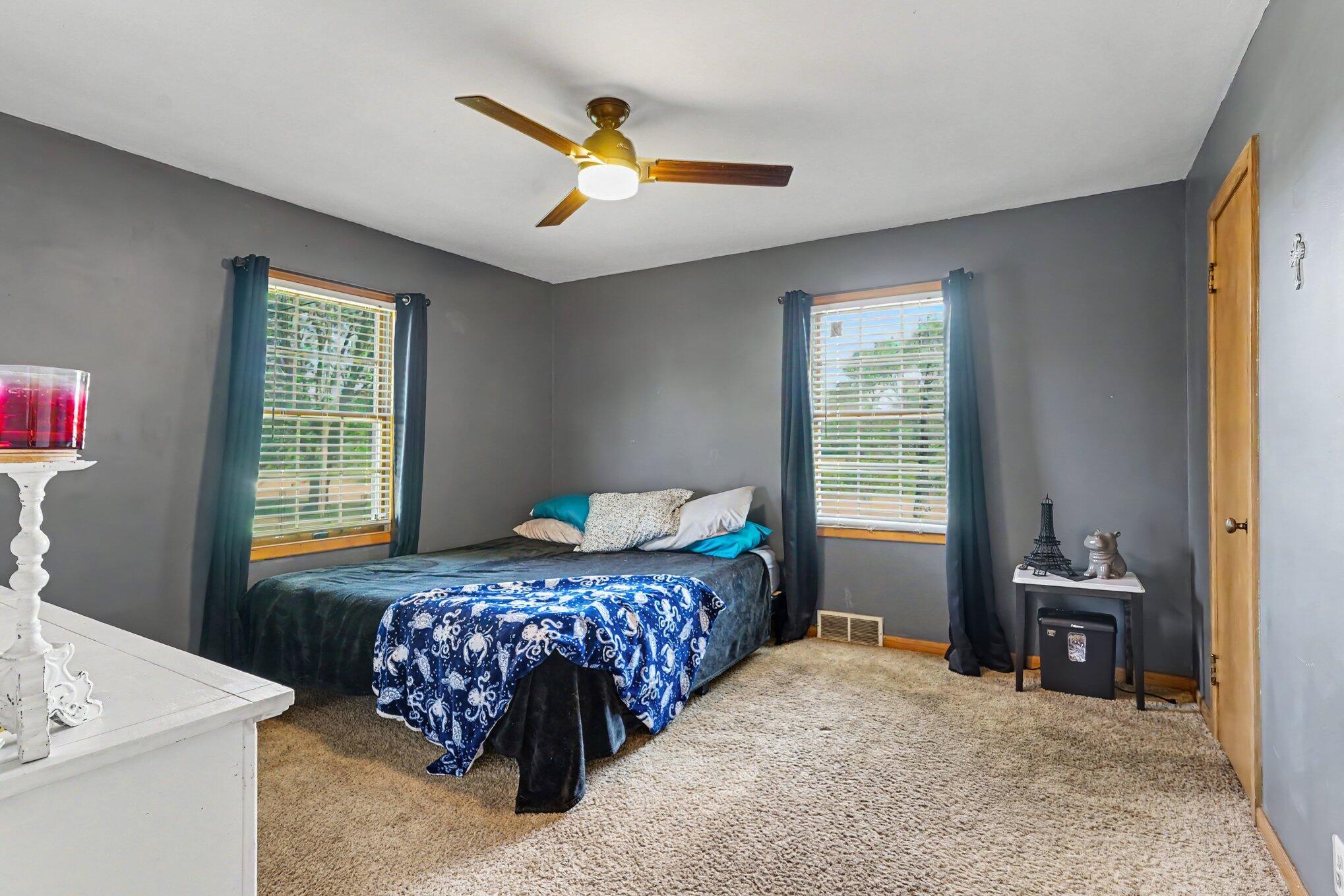 3782 56th Street Property Photo 11