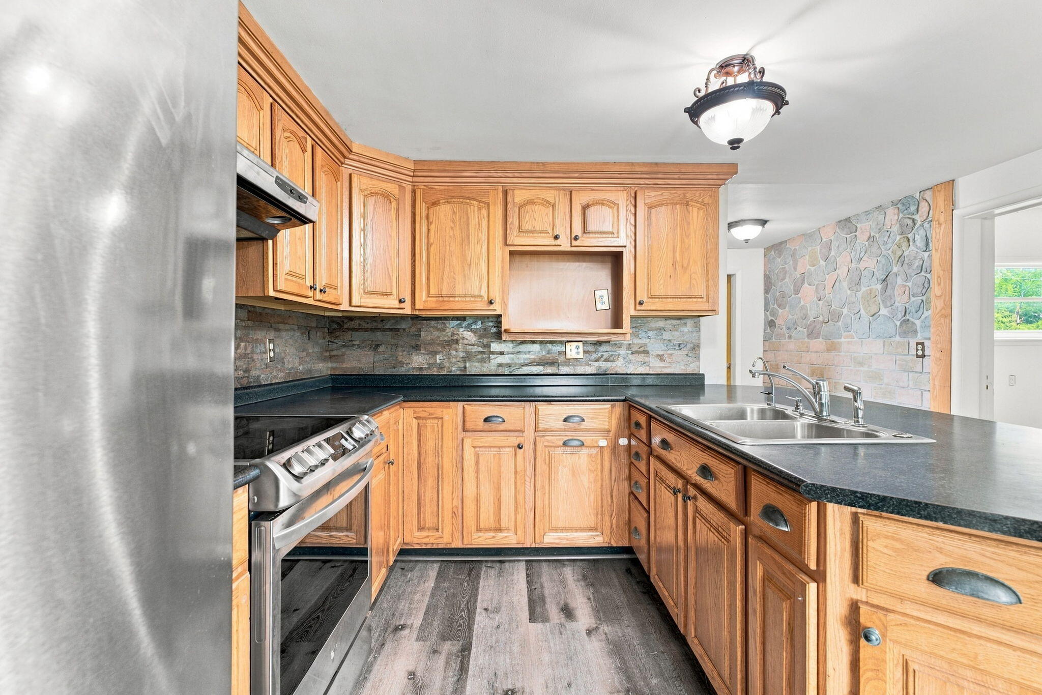 3951 N Van Dyke Road Property Photo 9
