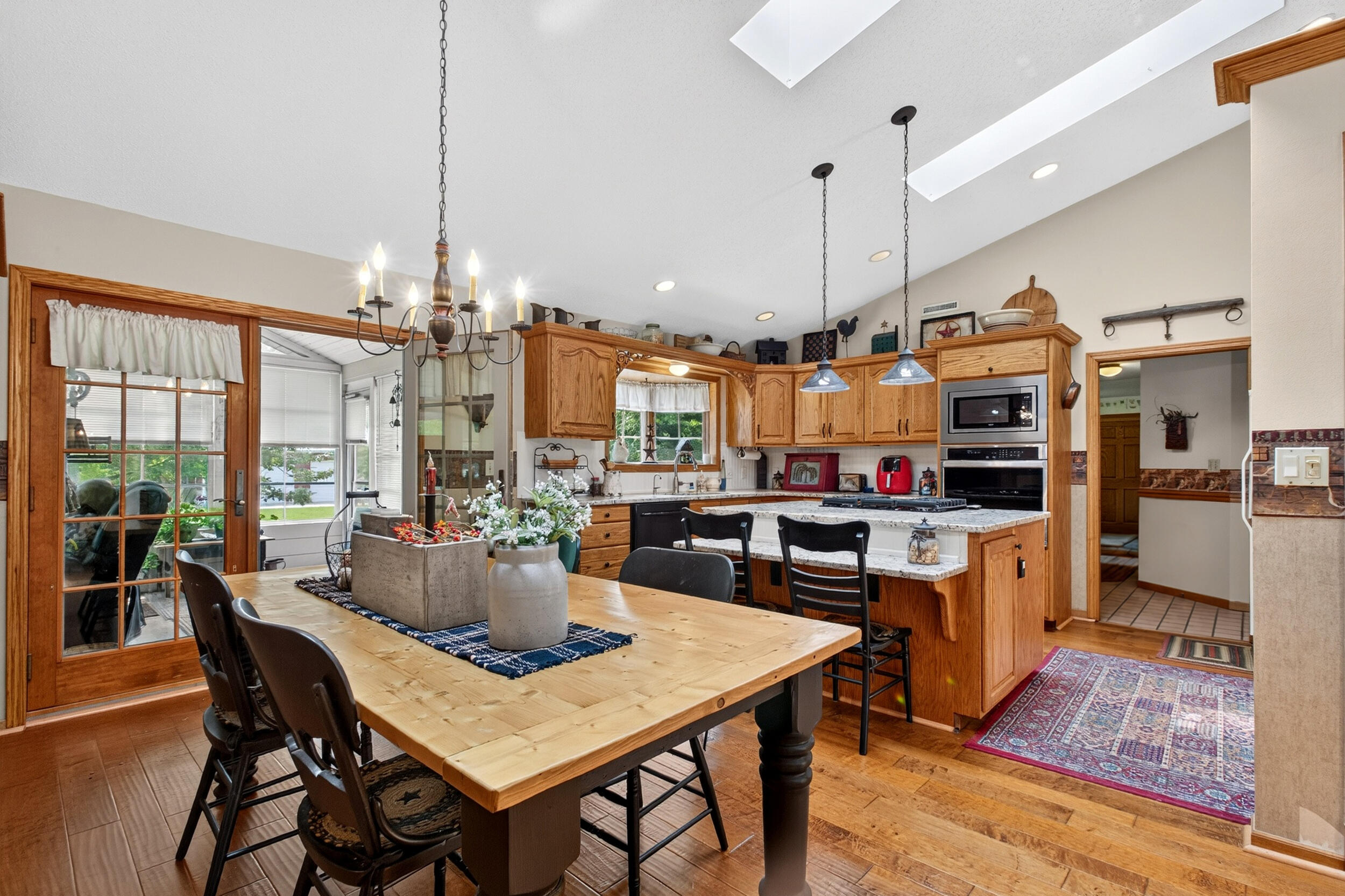 4240 Snow Road Property Photo 5