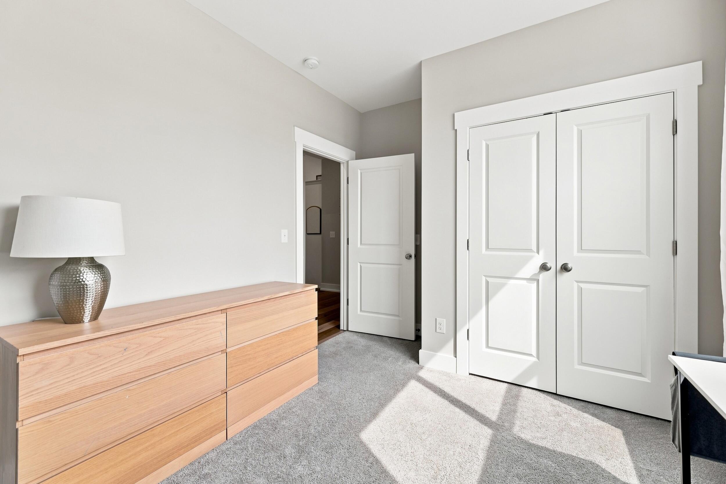 6927 Caliburn Drive Se Property Photo 17