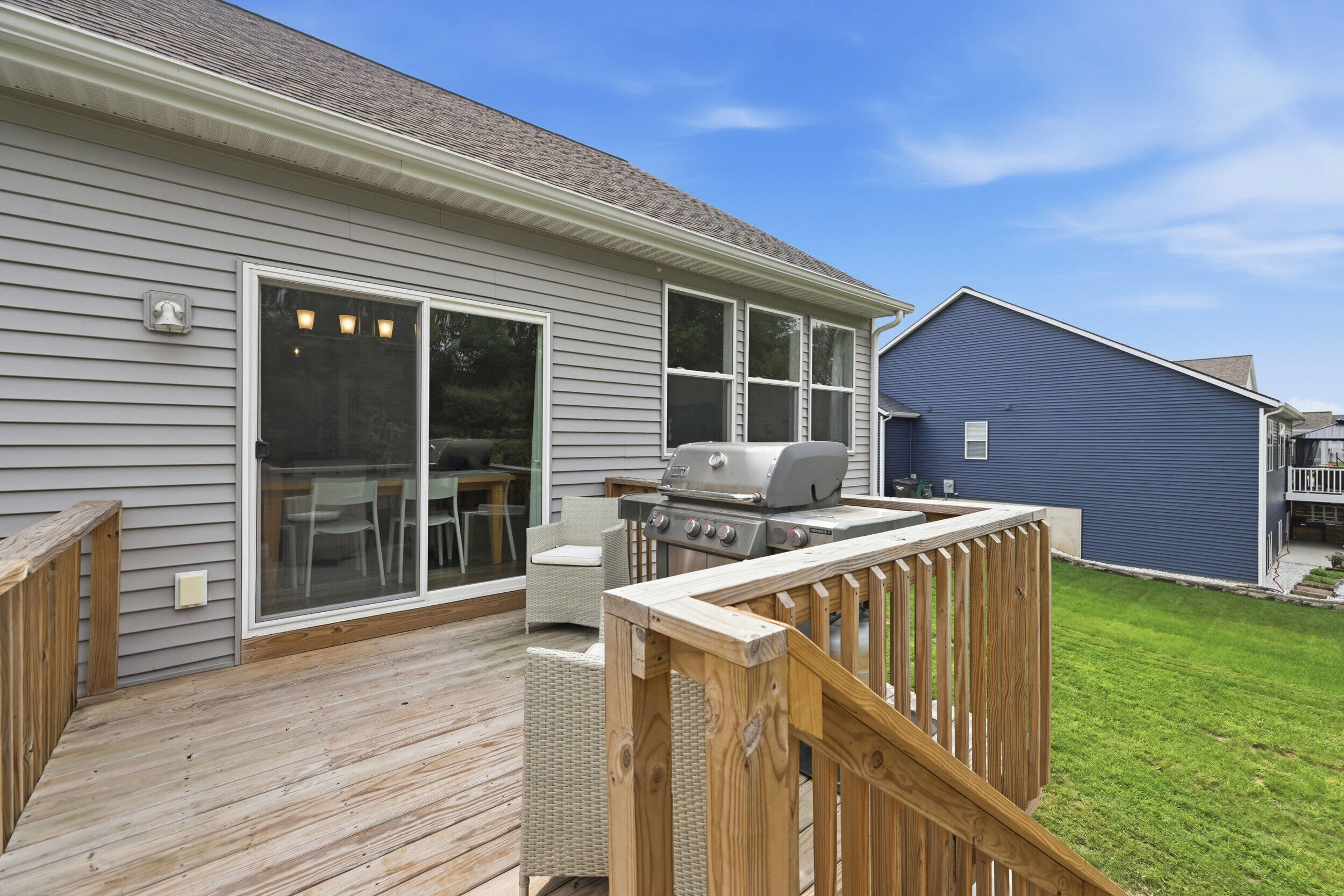 6927 Caliburn Drive Se Property Photo 36