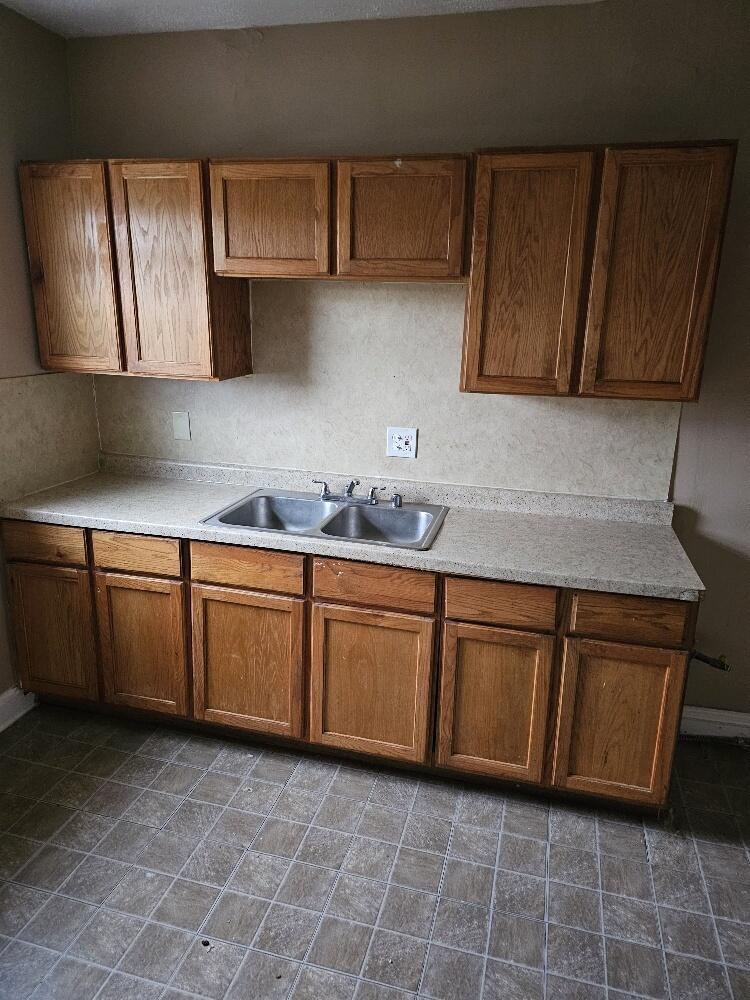 17378 Kentucky Street Property Photo 11