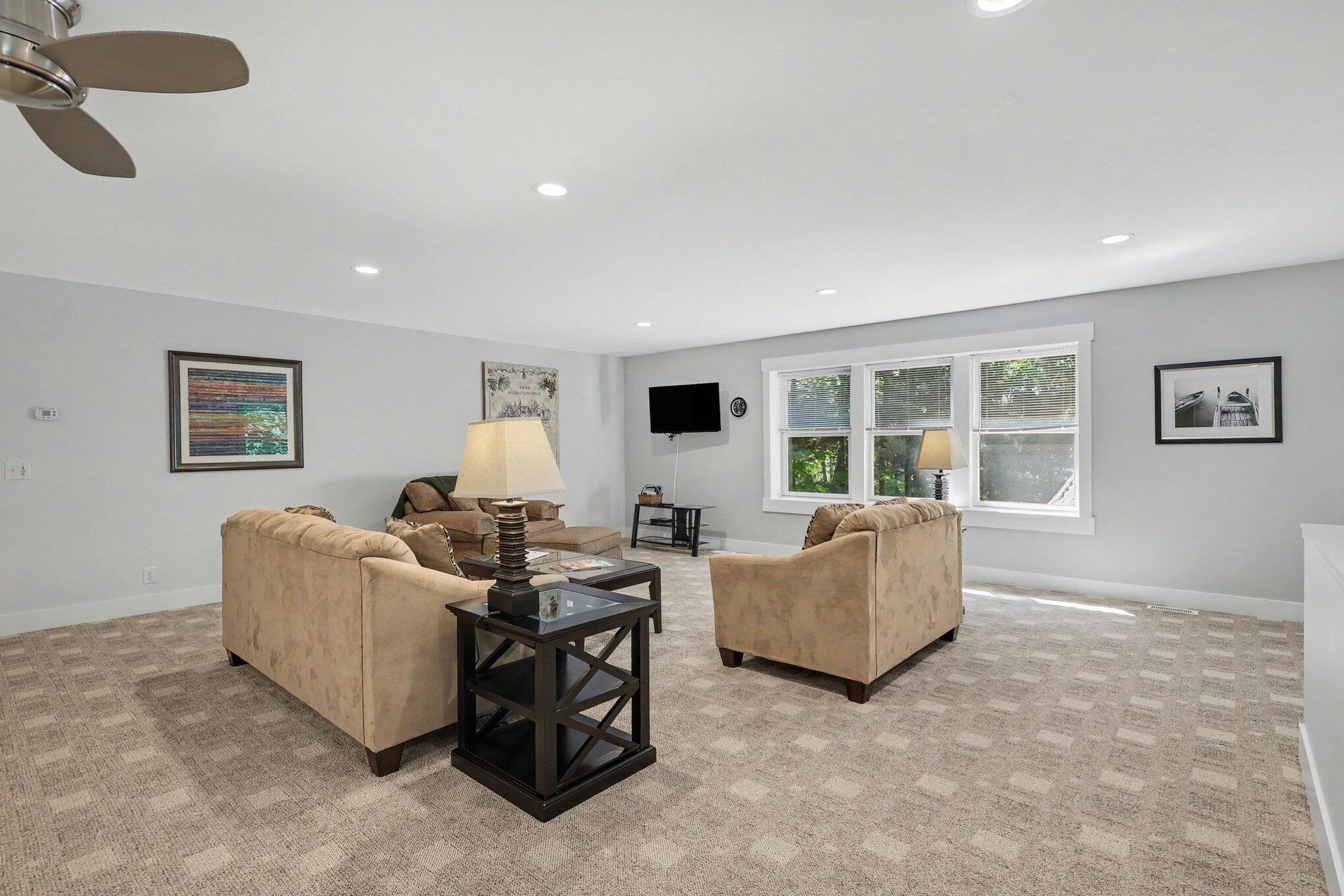 17477 Serenity Court Property Photo 6