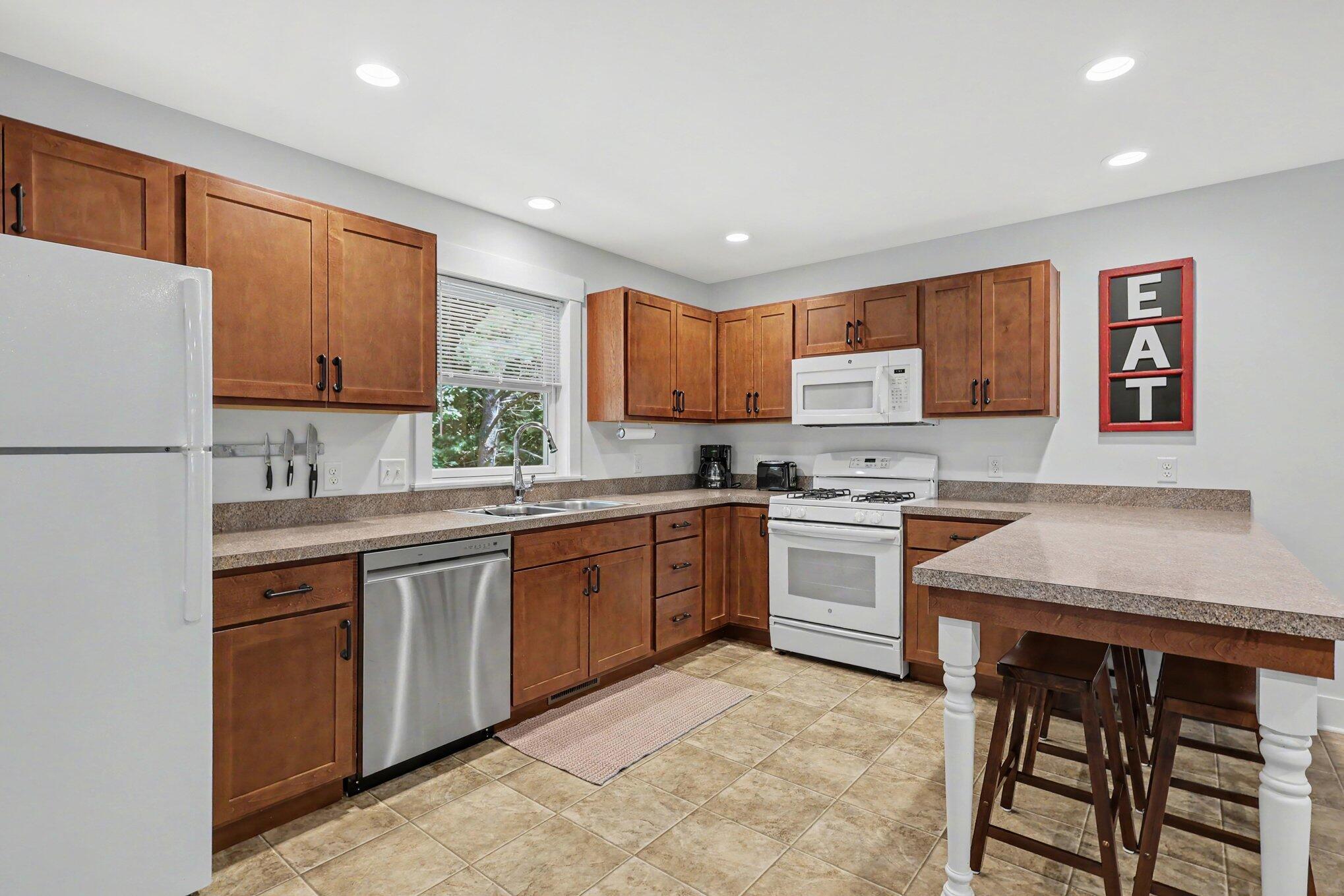 17477 Serenity Court Property Photo 10