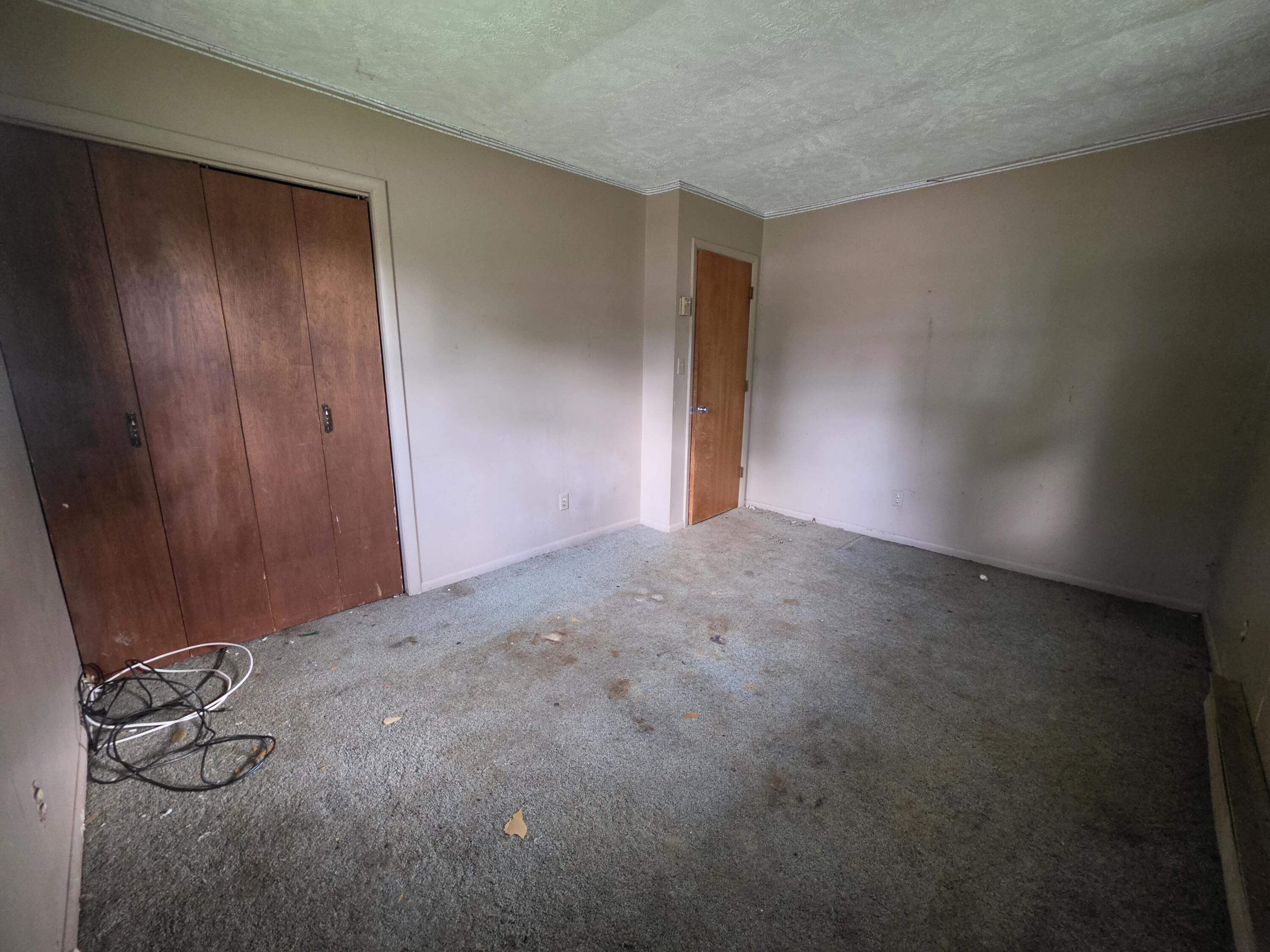 100 Clinton Street Property Photo 25