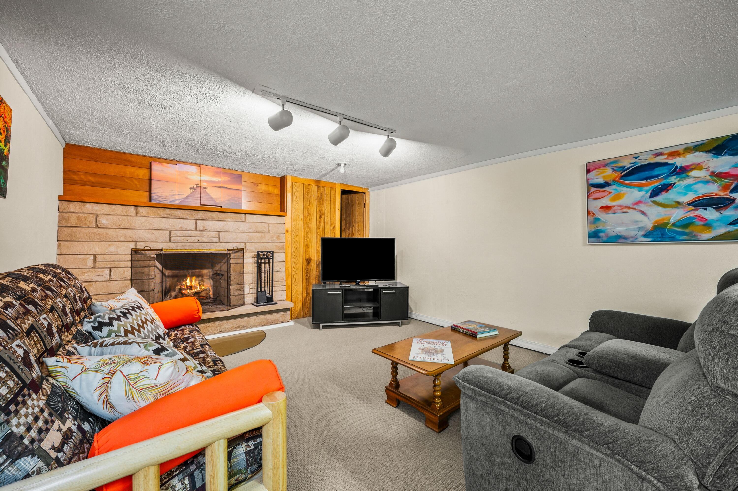 2987 E Windsor Drive Property Photo 33