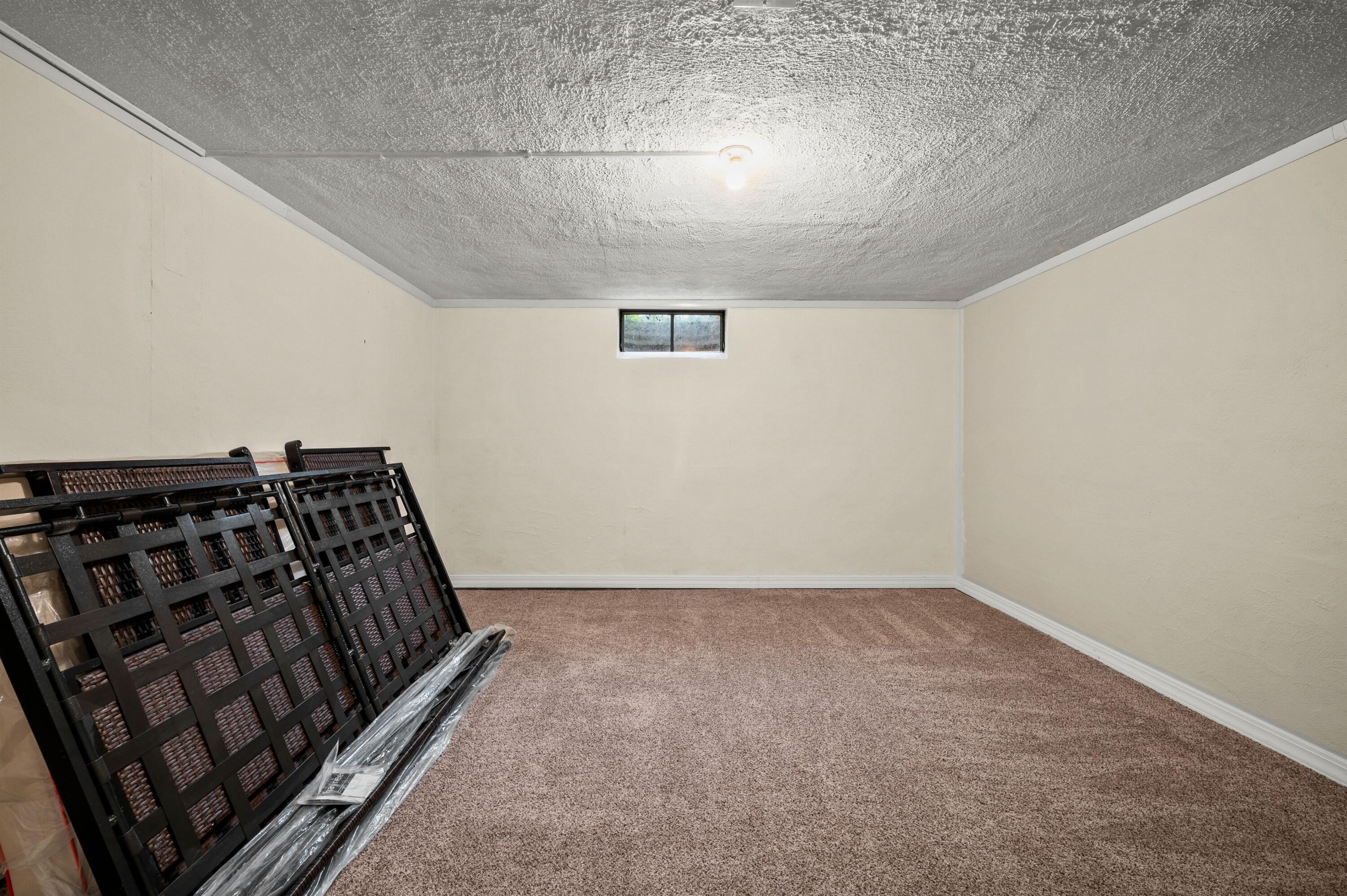 2987 E Windsor Drive Property Photo 36