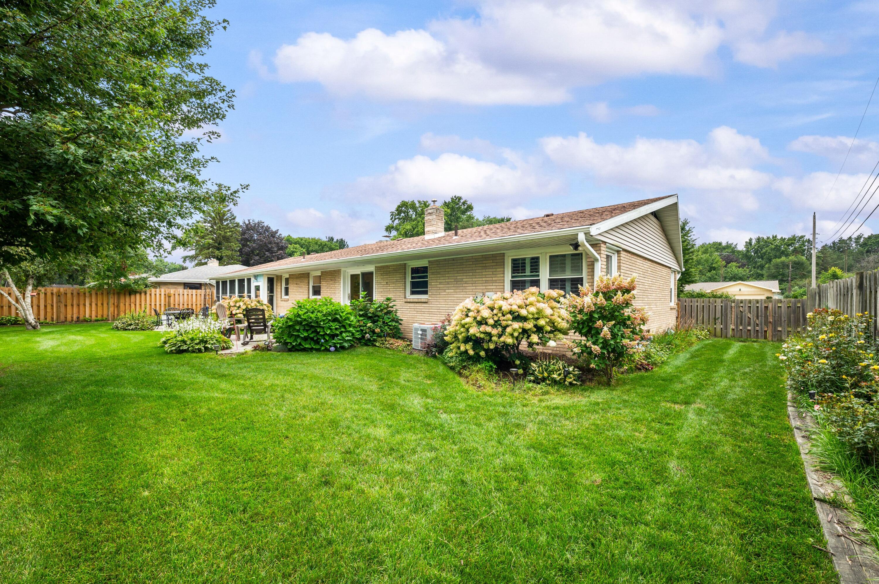 2987 E Windsor Drive Property Photo 41