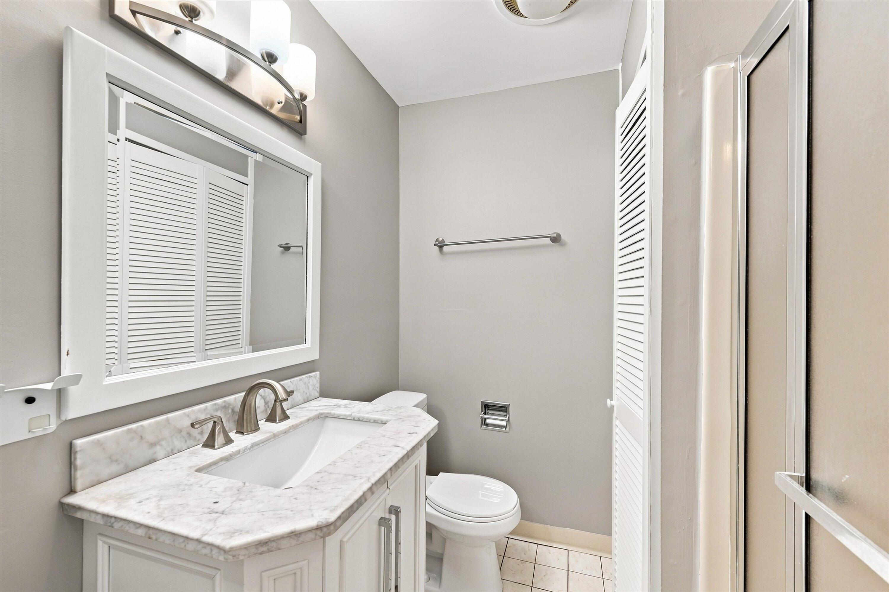 893 Cliffs Drive 107 Property Photo 24