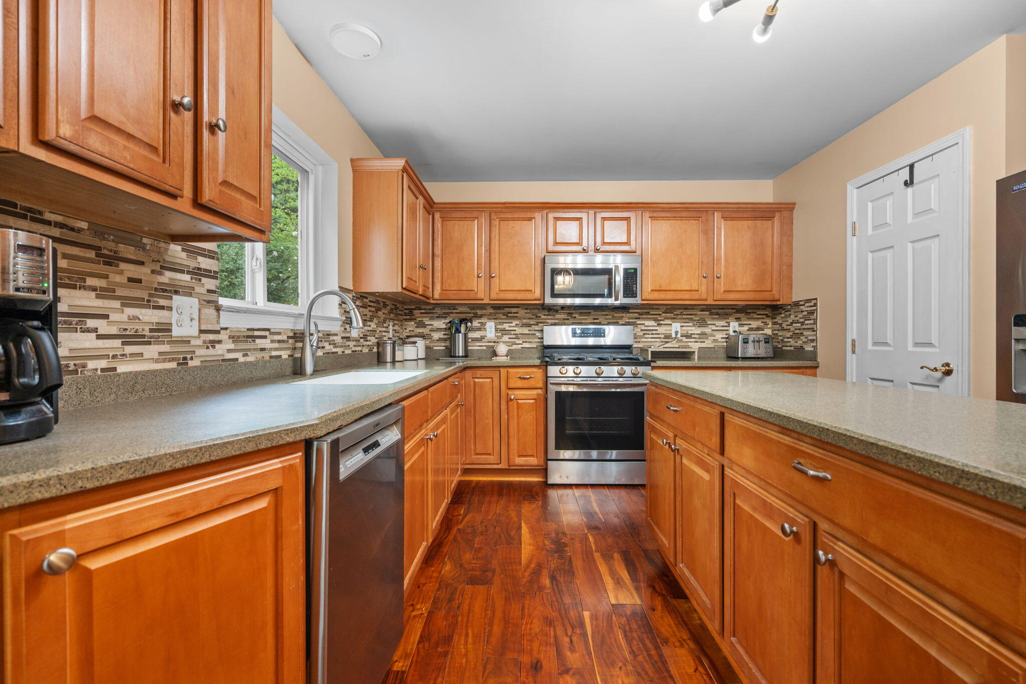 2240 Indian Creek Circle Property Photo 8
