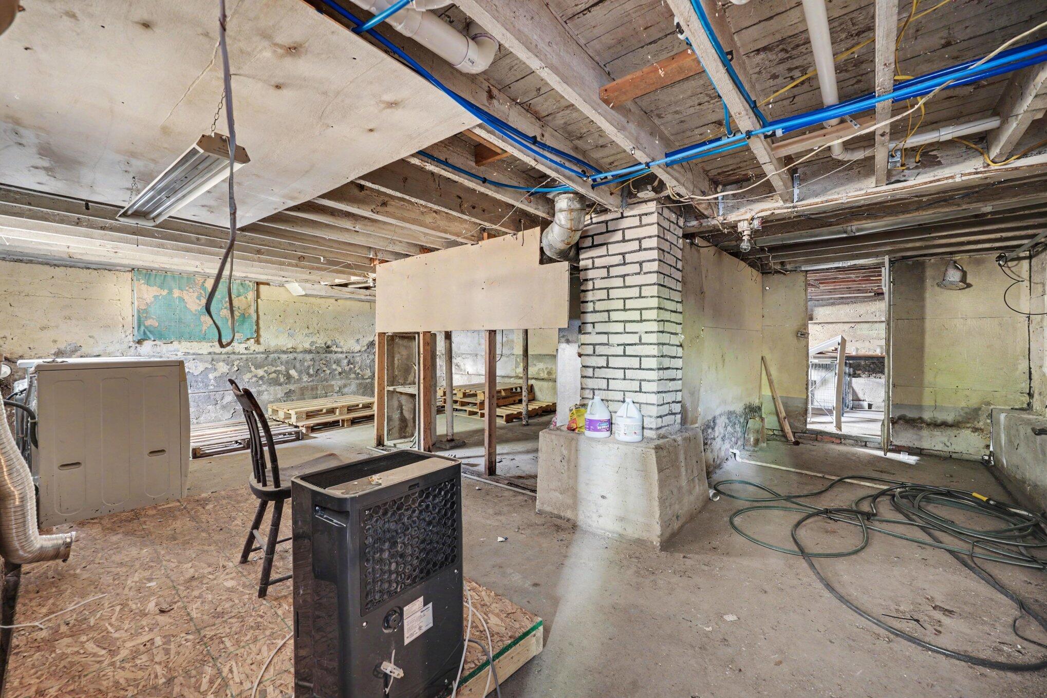 263 S Main Street Property Photo 30
