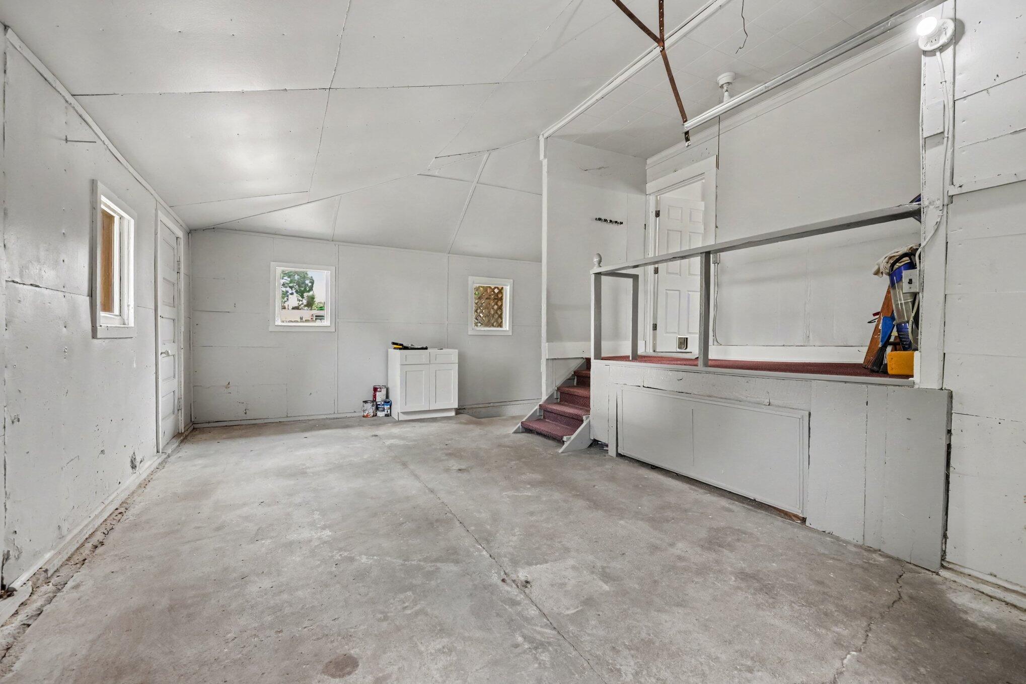 263 S Main Street Property Photo 31