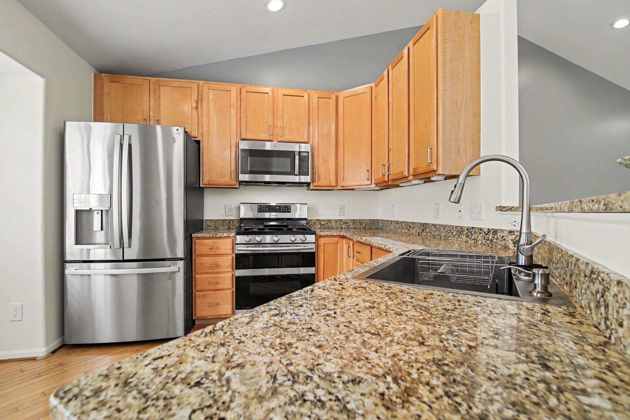 4023 Boulder Pond Drive Property Photo 7