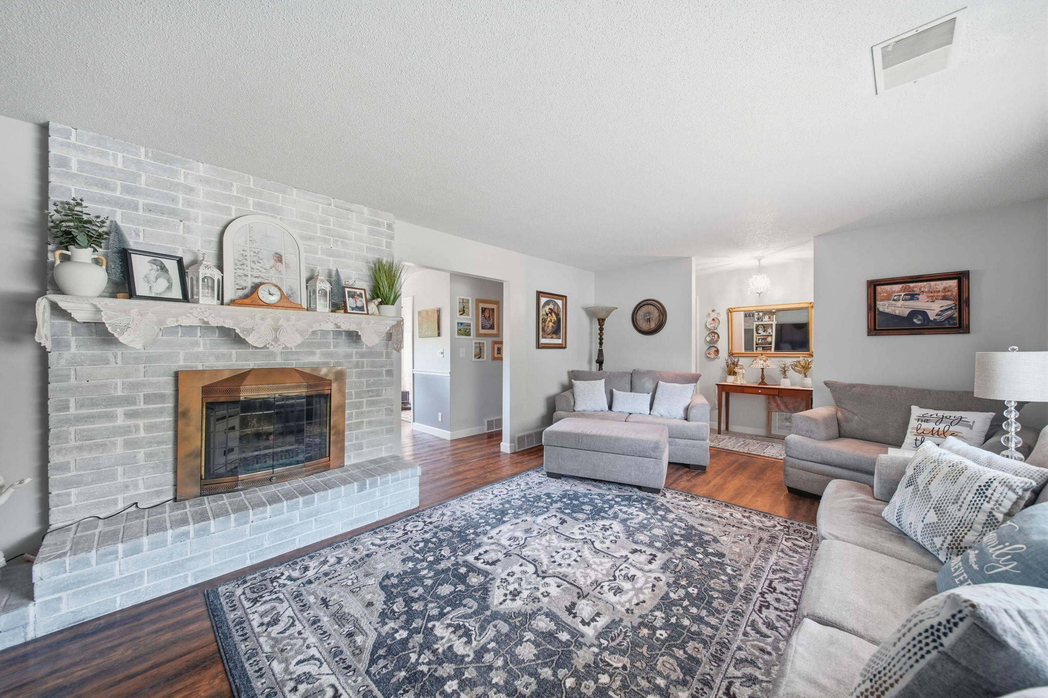 6060 Lansing Avenue Property Photo 6