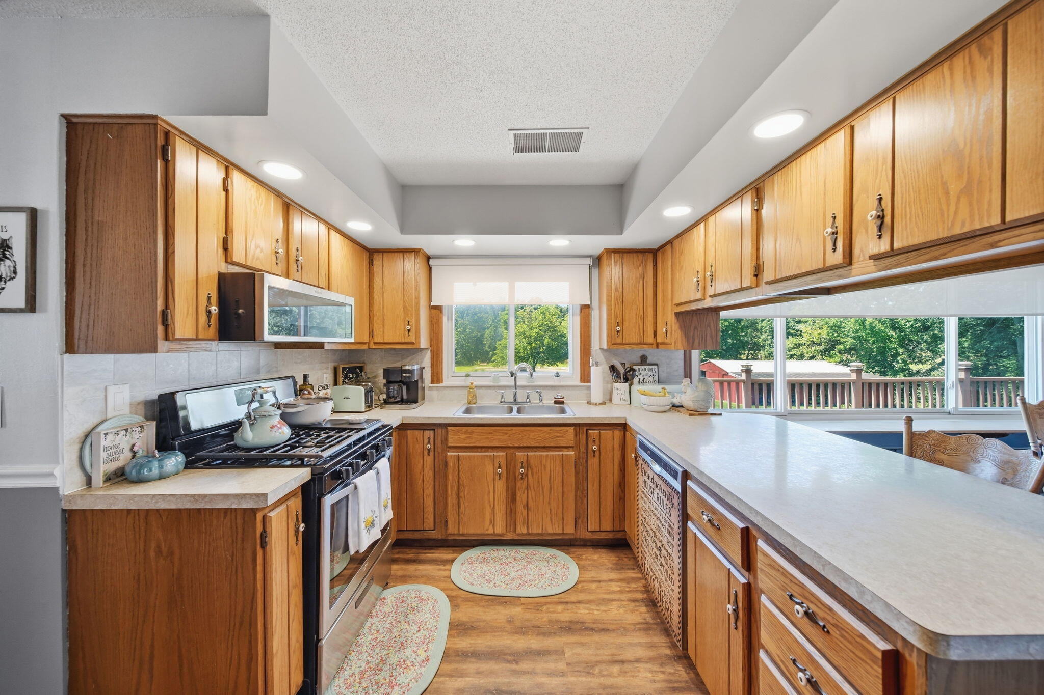 6060 Lansing Avenue Property Photo 11