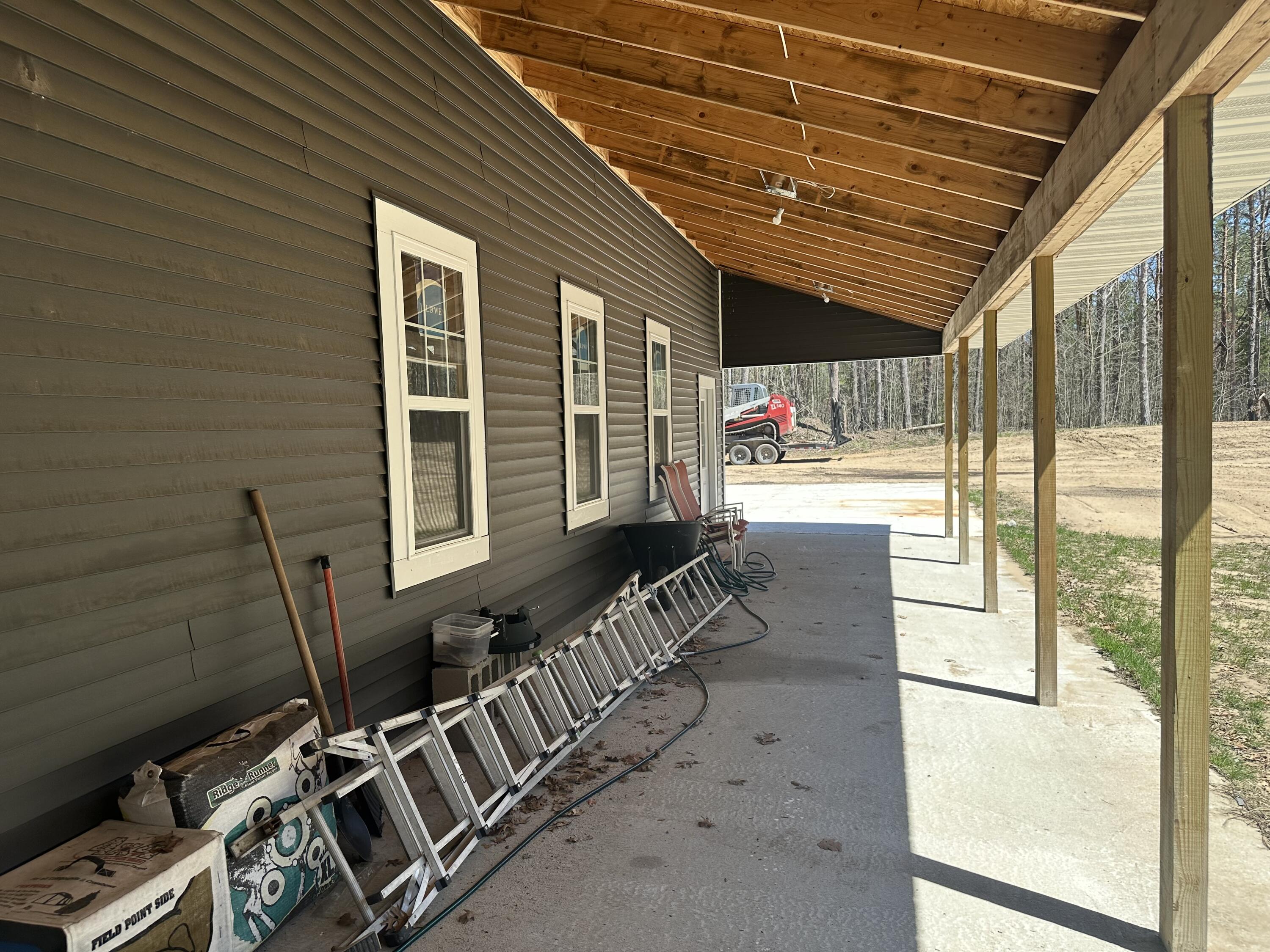 604 W Beaver Road Property Photo 13