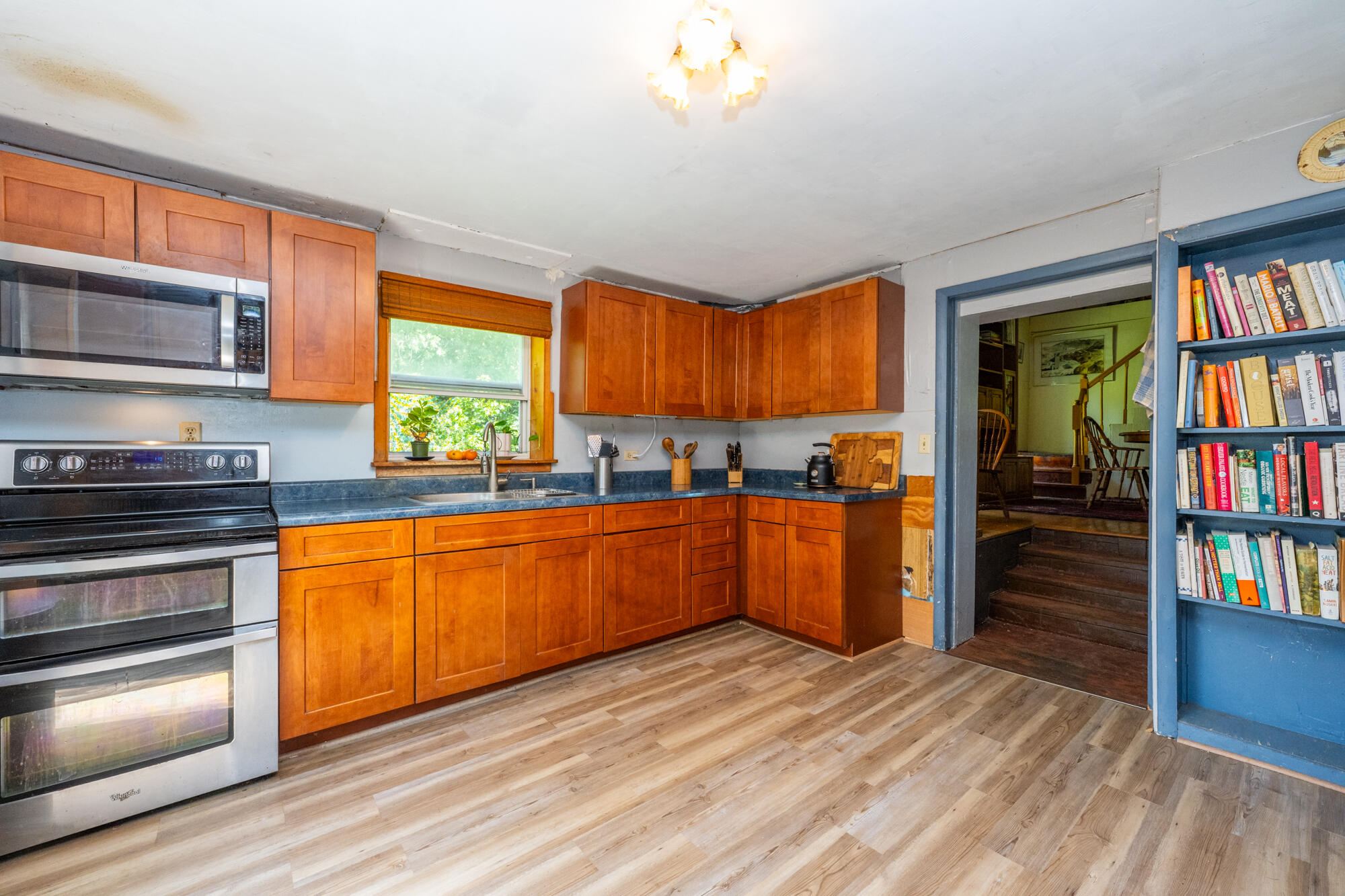 8890 Territorial Road Property Photo 8