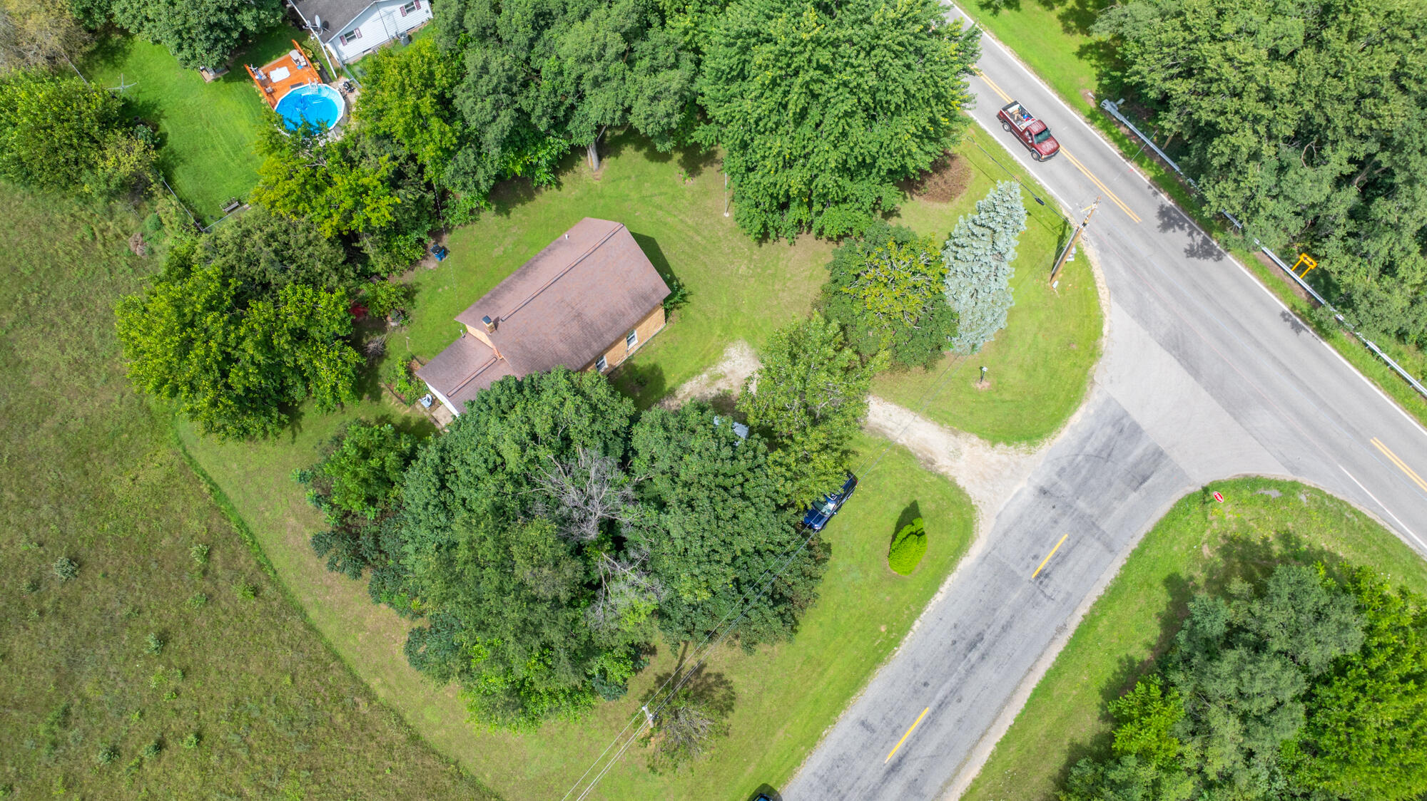 8890 Territorial Road Property Photo 24