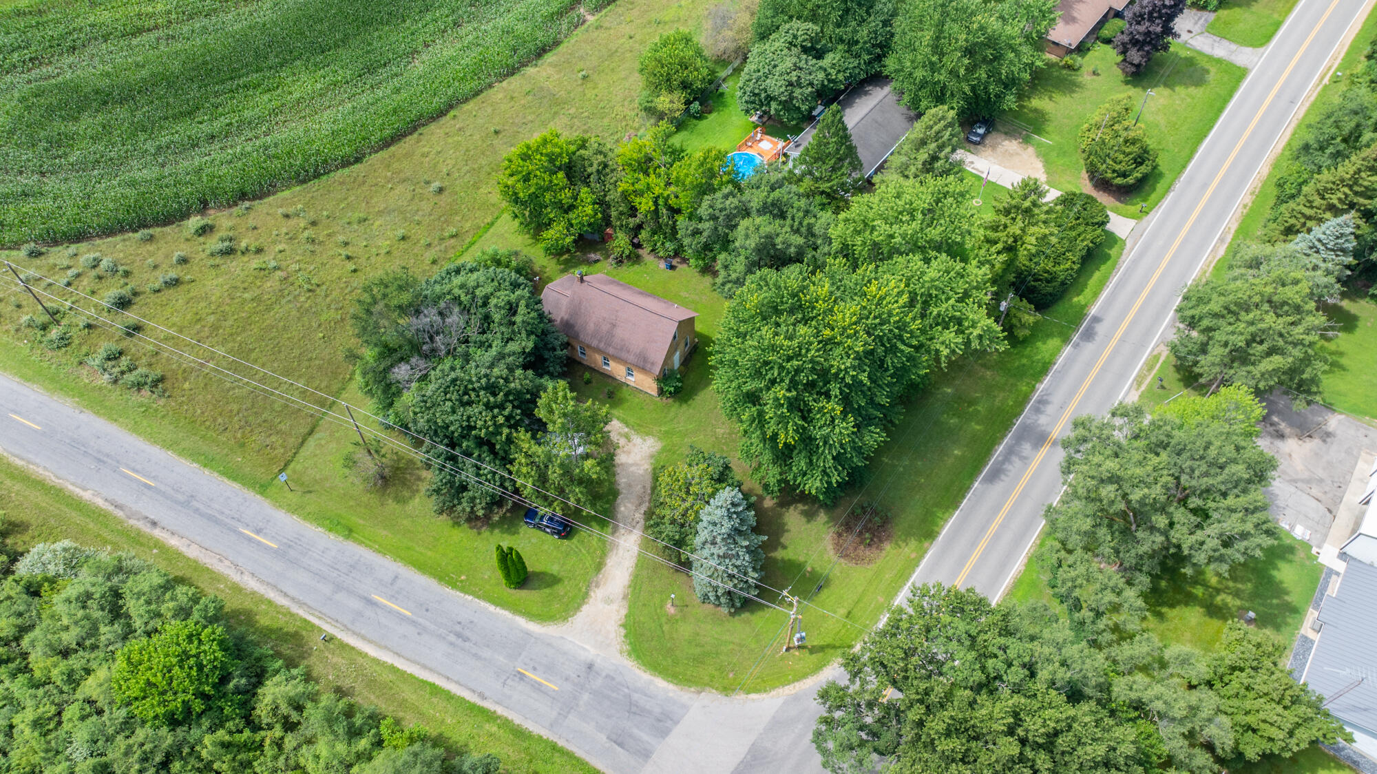 8890 Territorial Road Property Photo 30