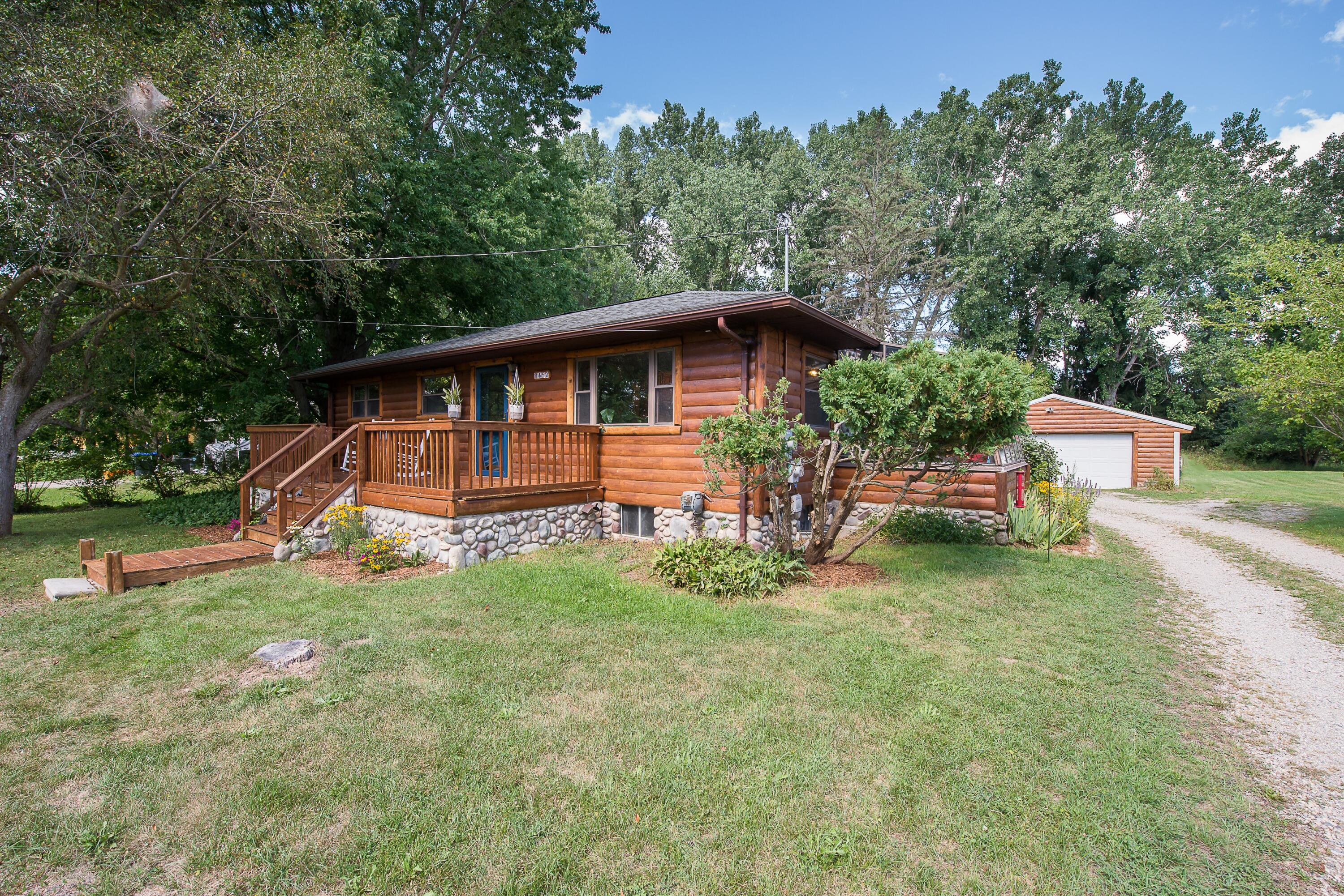 8452 Huron River Drive Property Photo 1