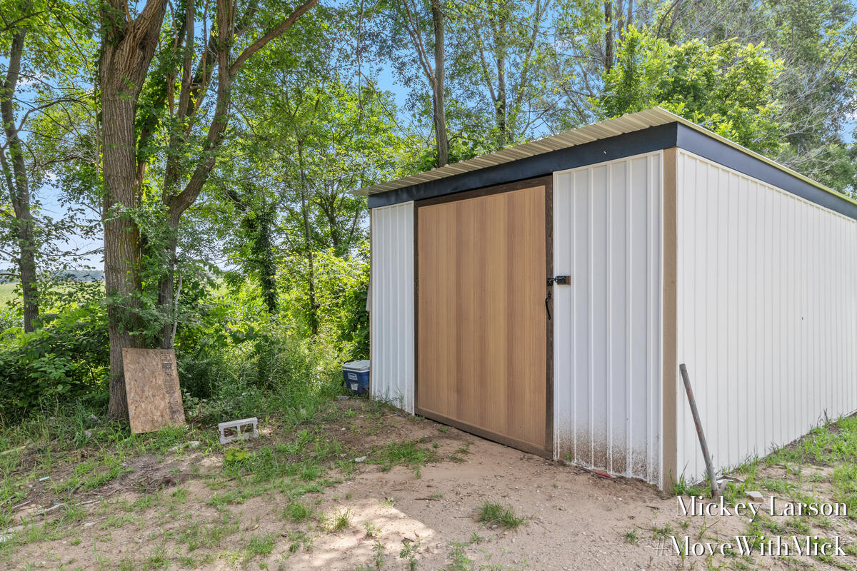 12960 Alger Road Property Photo 11