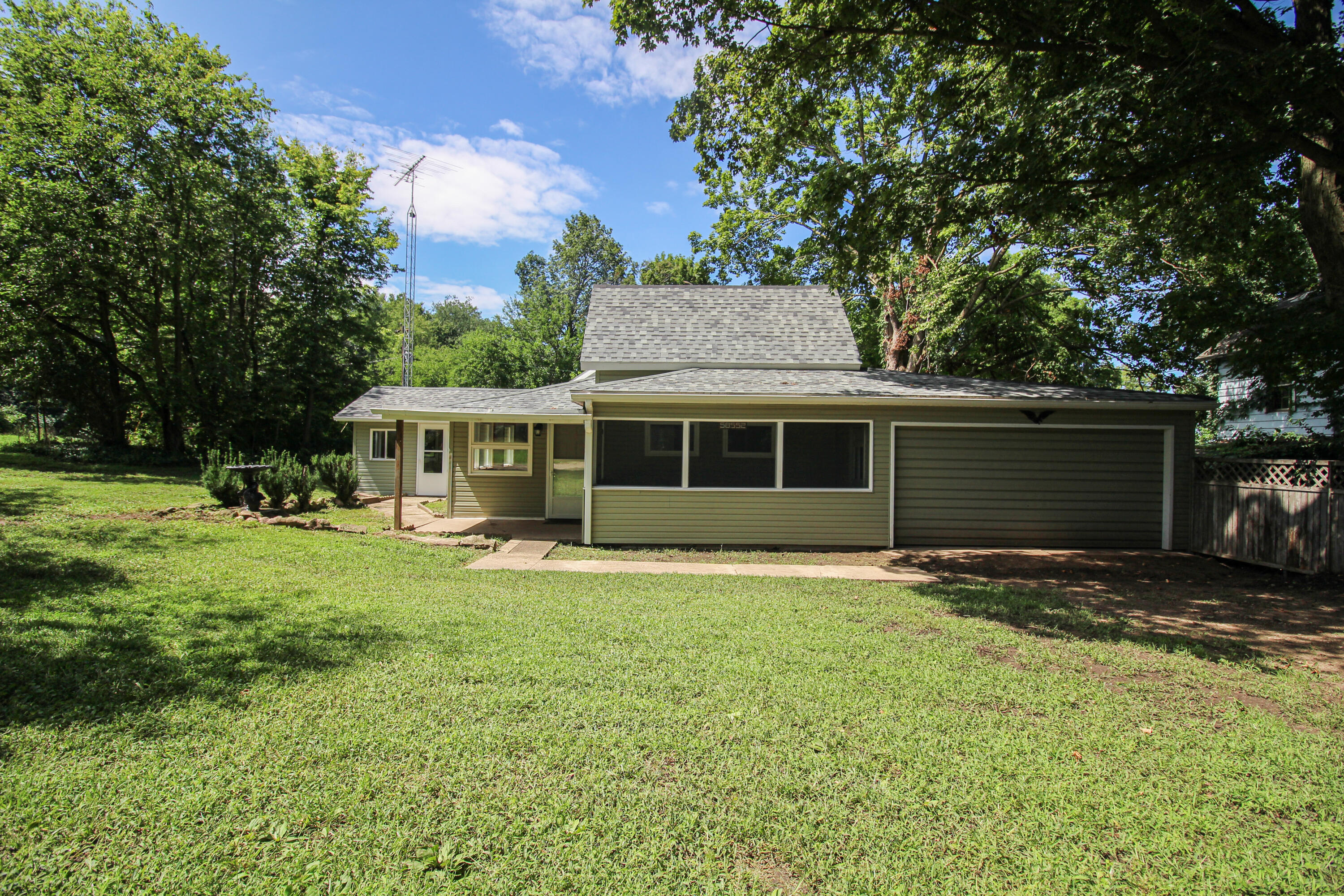 58552 Prairie Street Property Photo 2