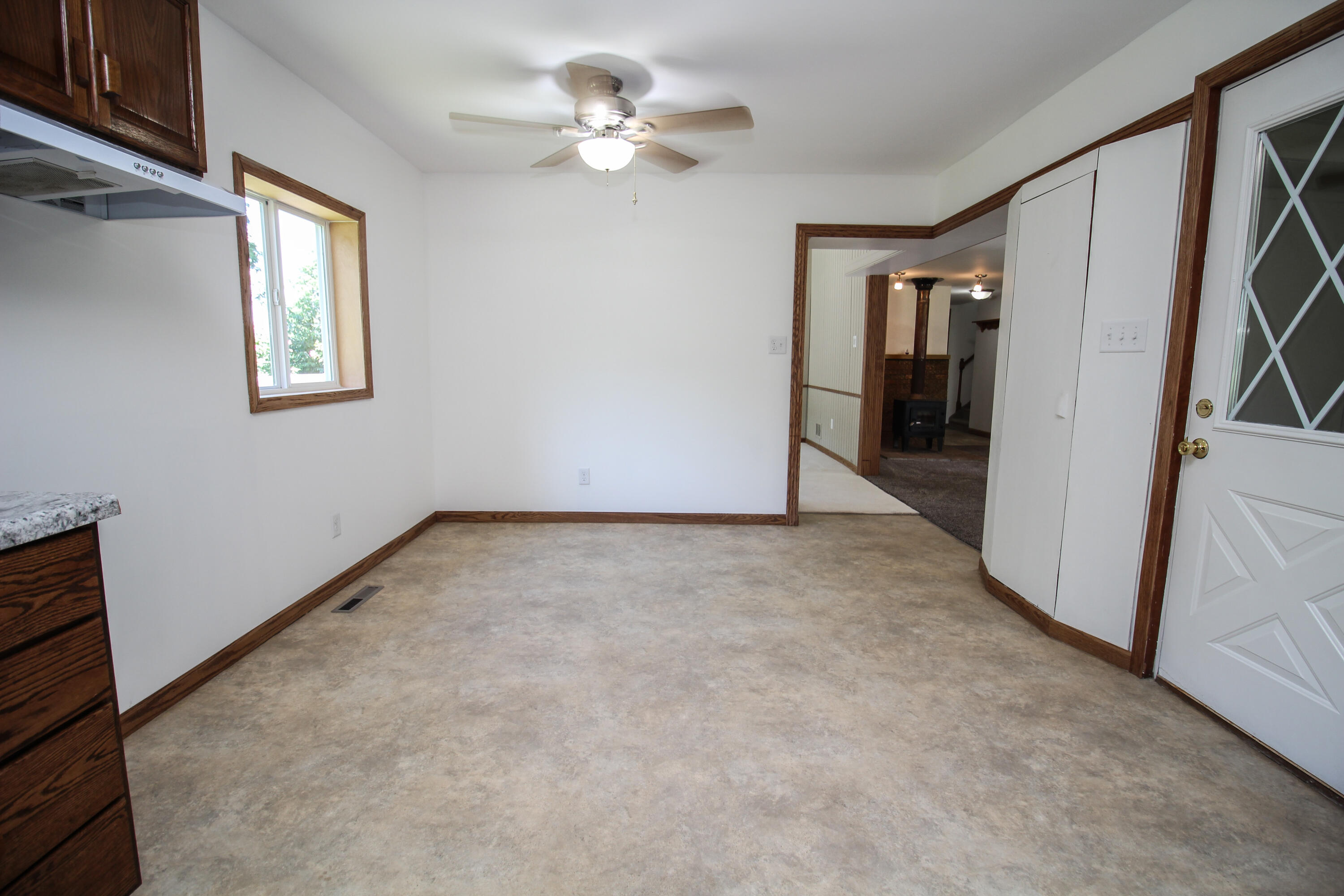 58552 Prairie Street Property Photo 8