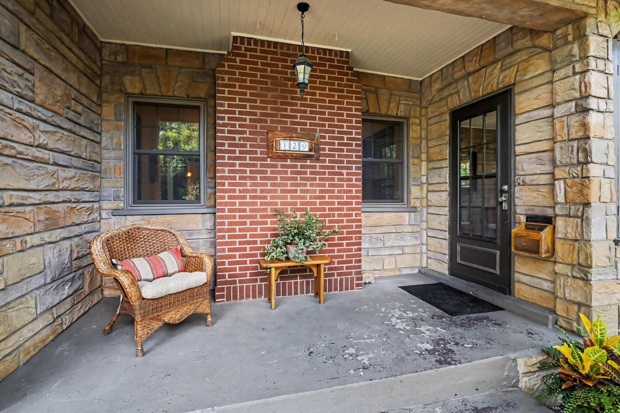 129 S Berkley Street Property Photo 3