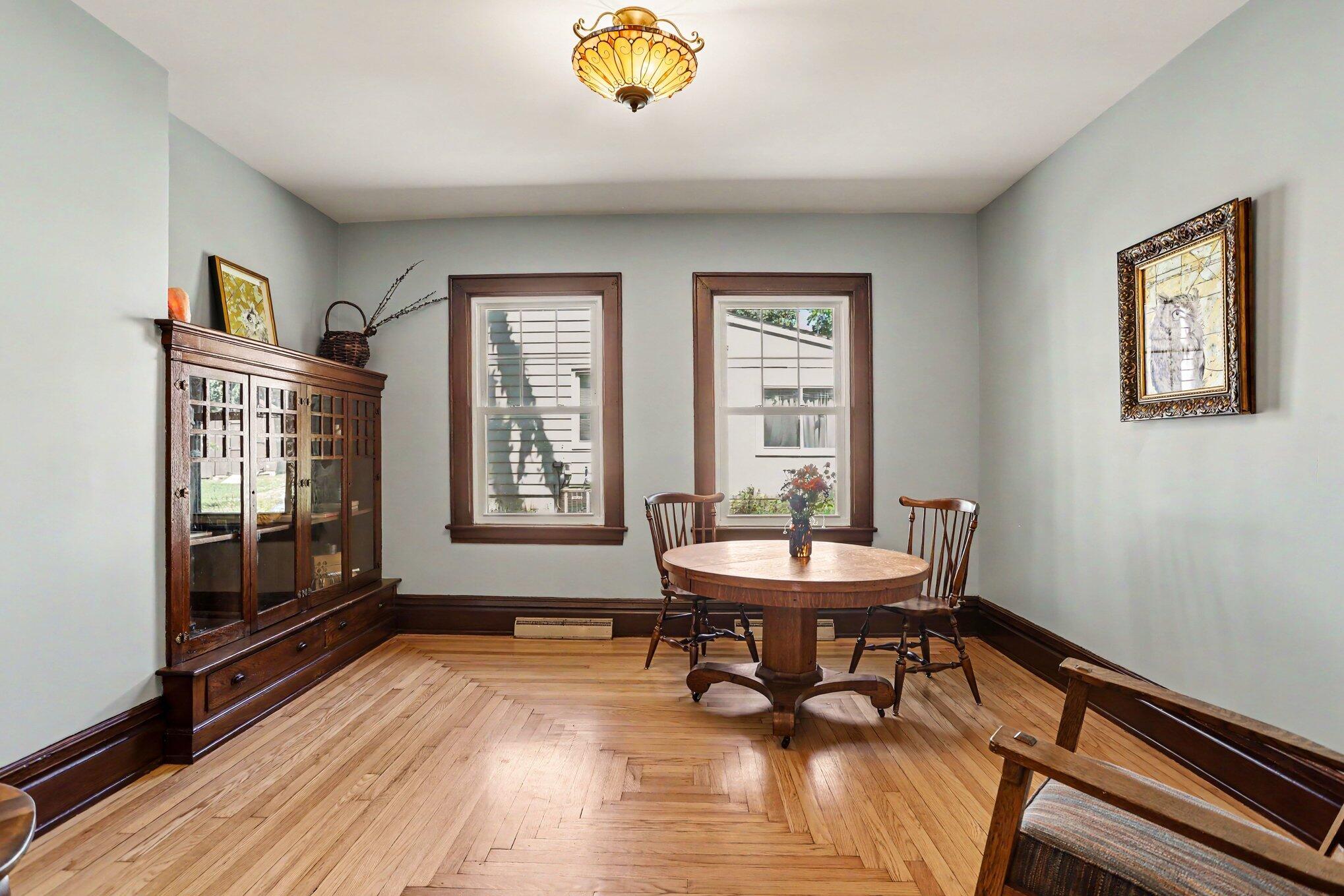 129 S Berkley Street Property Photo 6