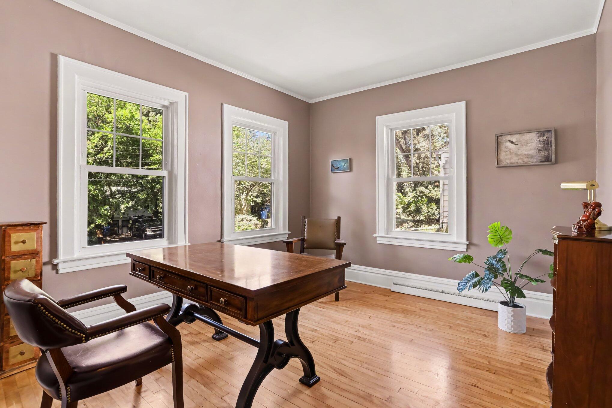 129 S Berkley Street Property Photo 11