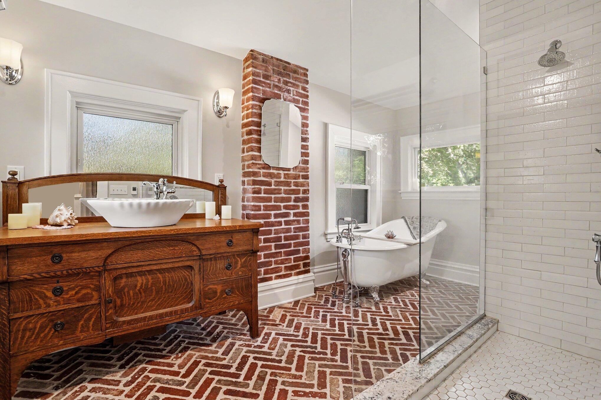 129 S Berkley Street Property Photo 16