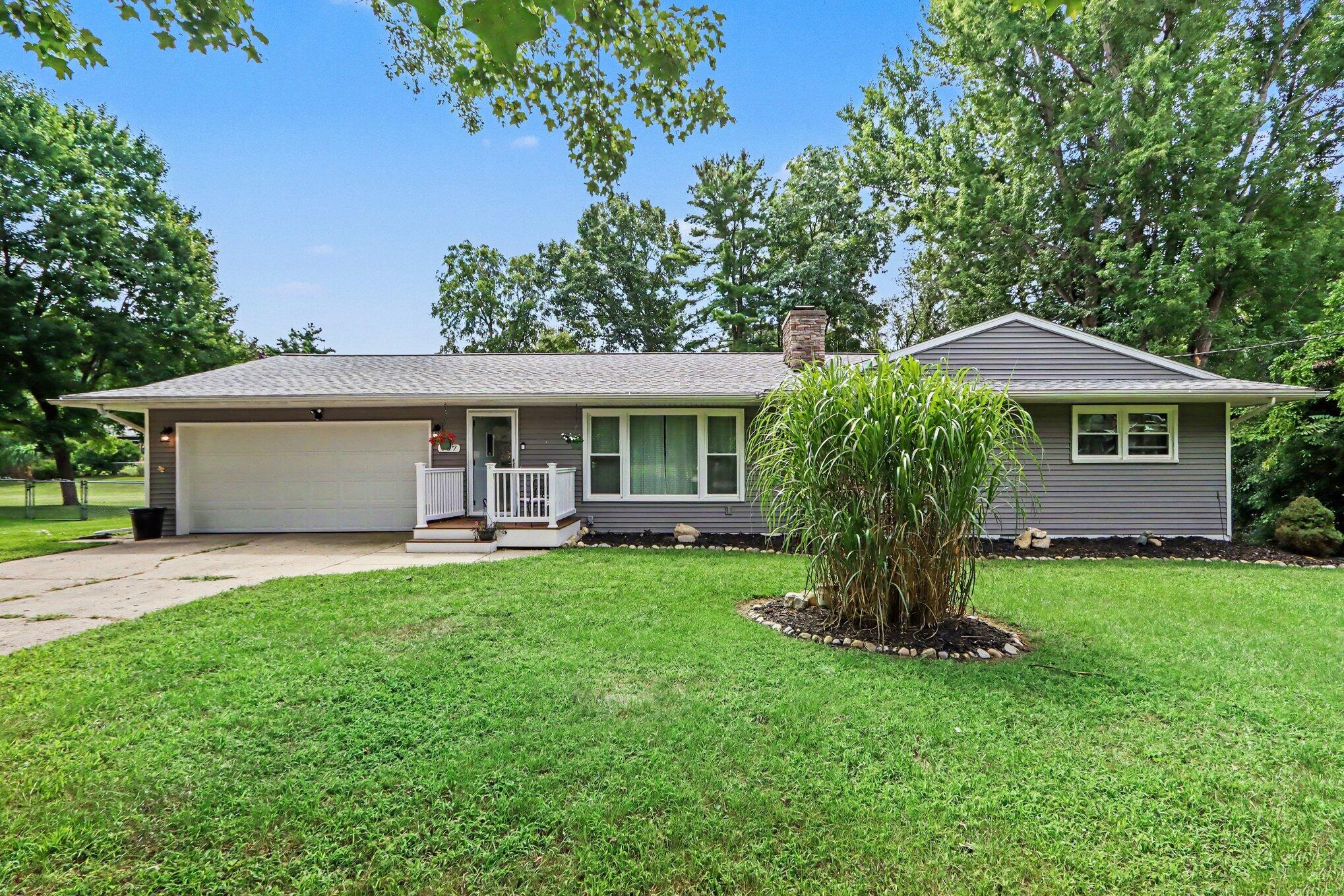 157 Keathley Drive Property Photo 1