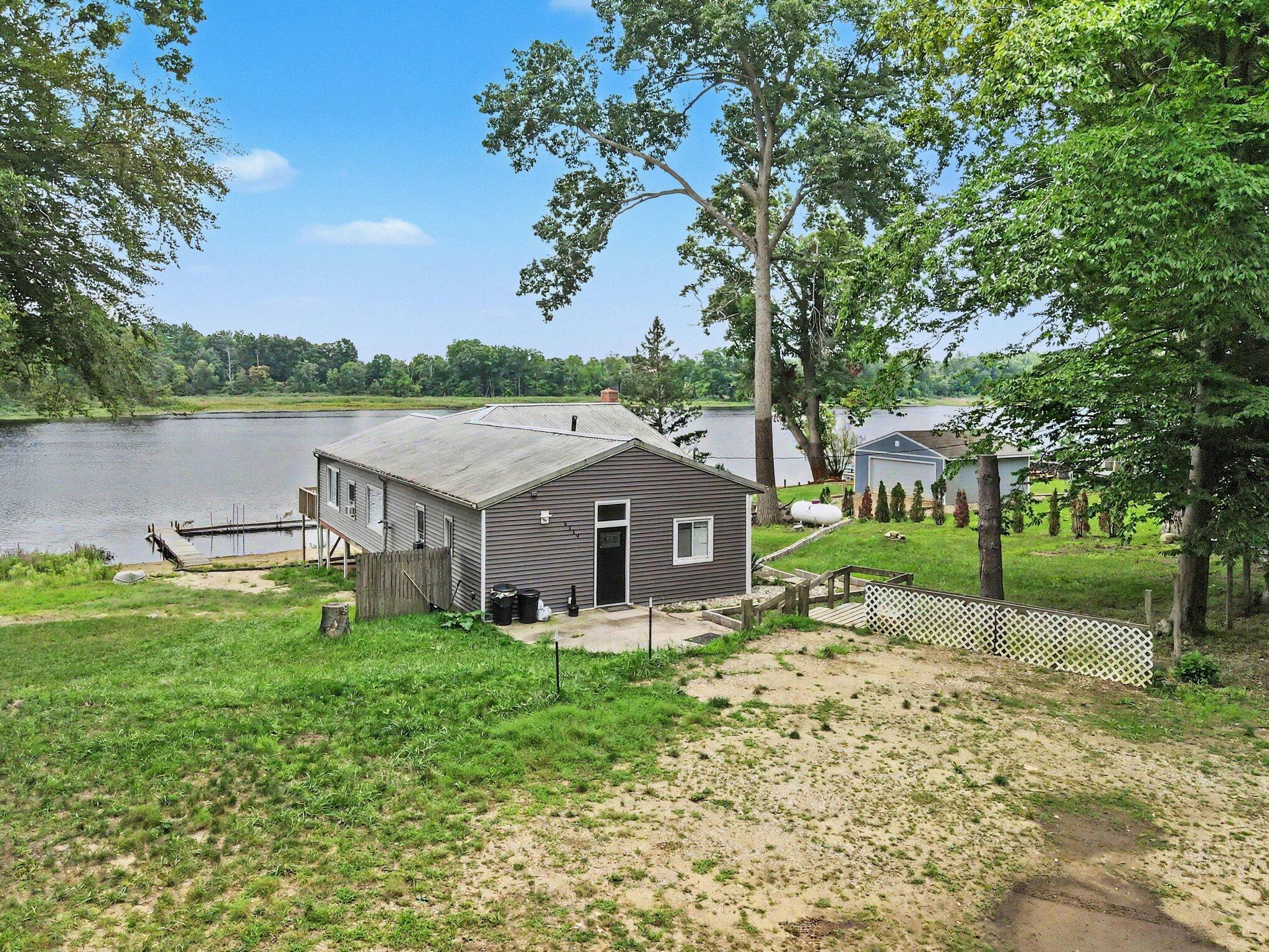 6319 Woods Trail Drive Property Photo 4