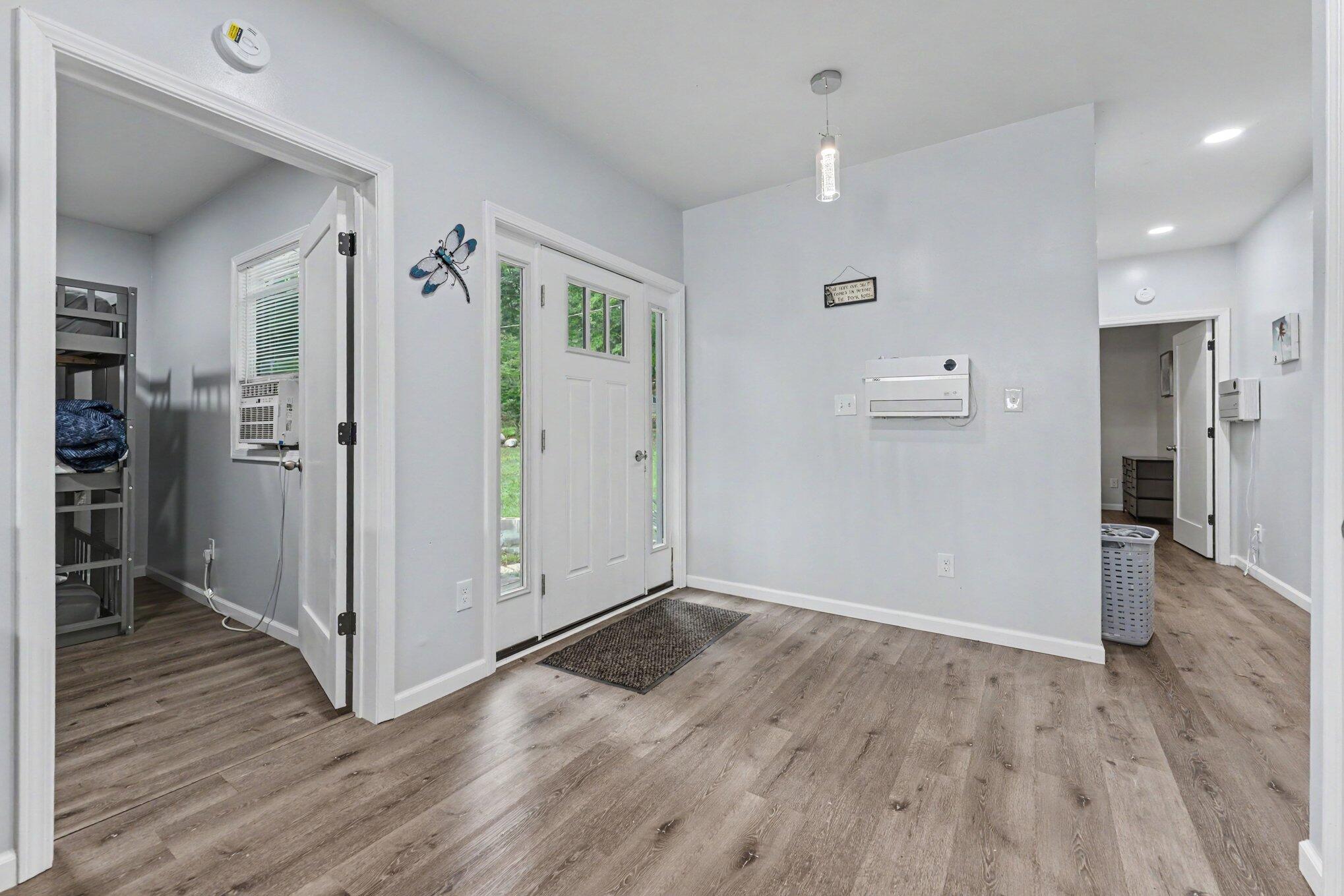 6319 Woods Trail Drive Property Photo 6