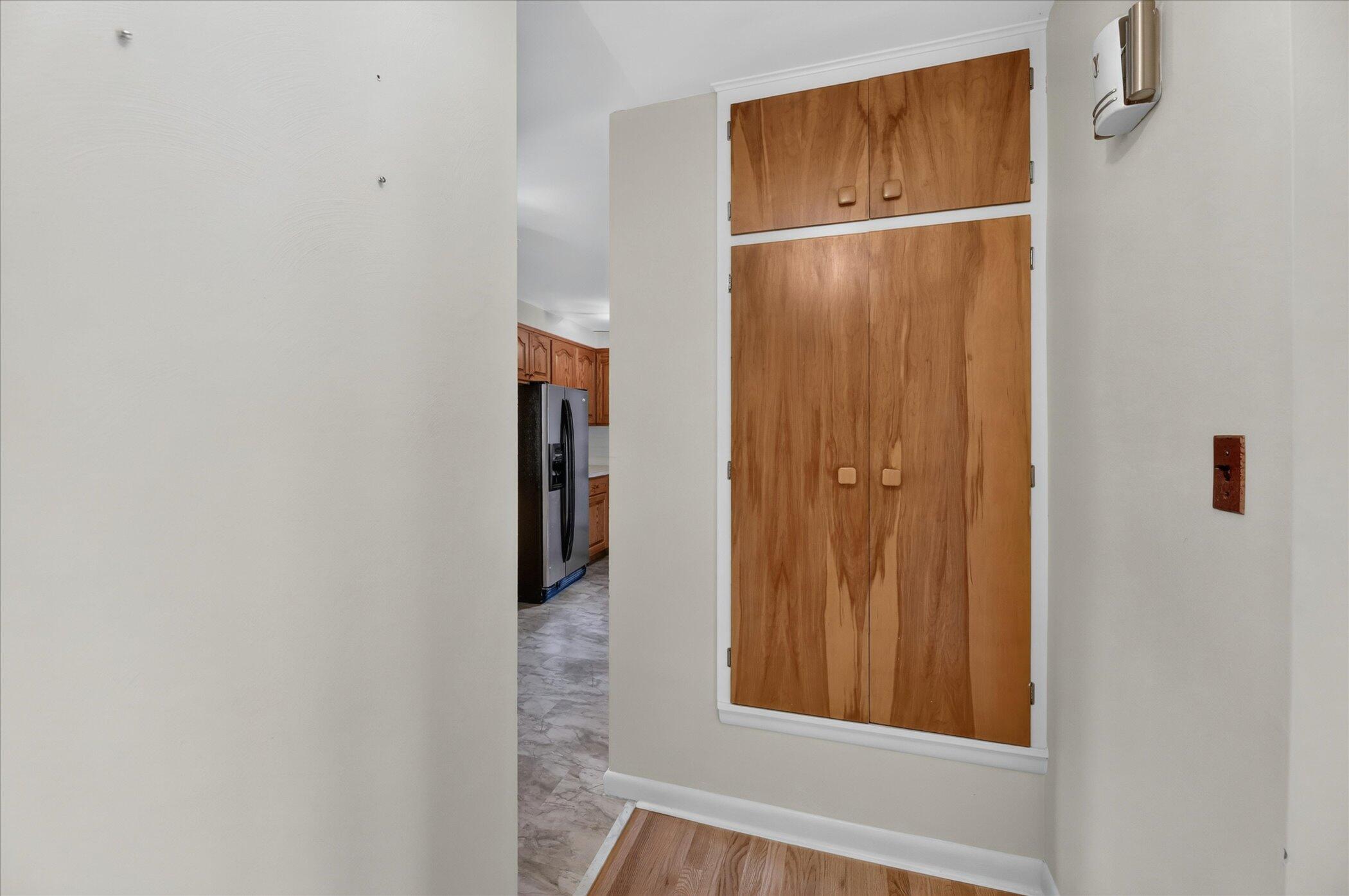 1920 Langley Avenue Property Photo 19