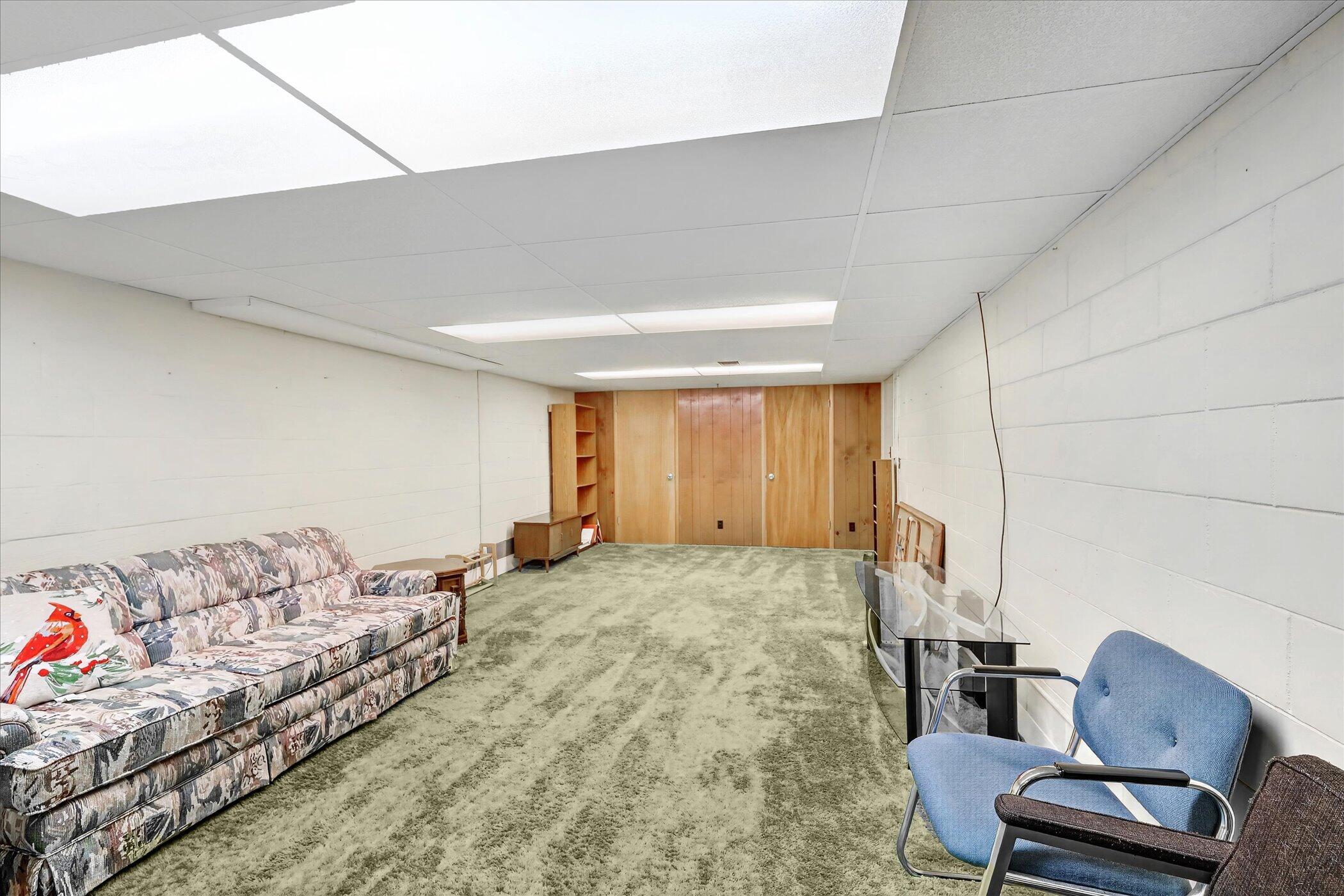 1920 Langley Avenue Property Photo 23