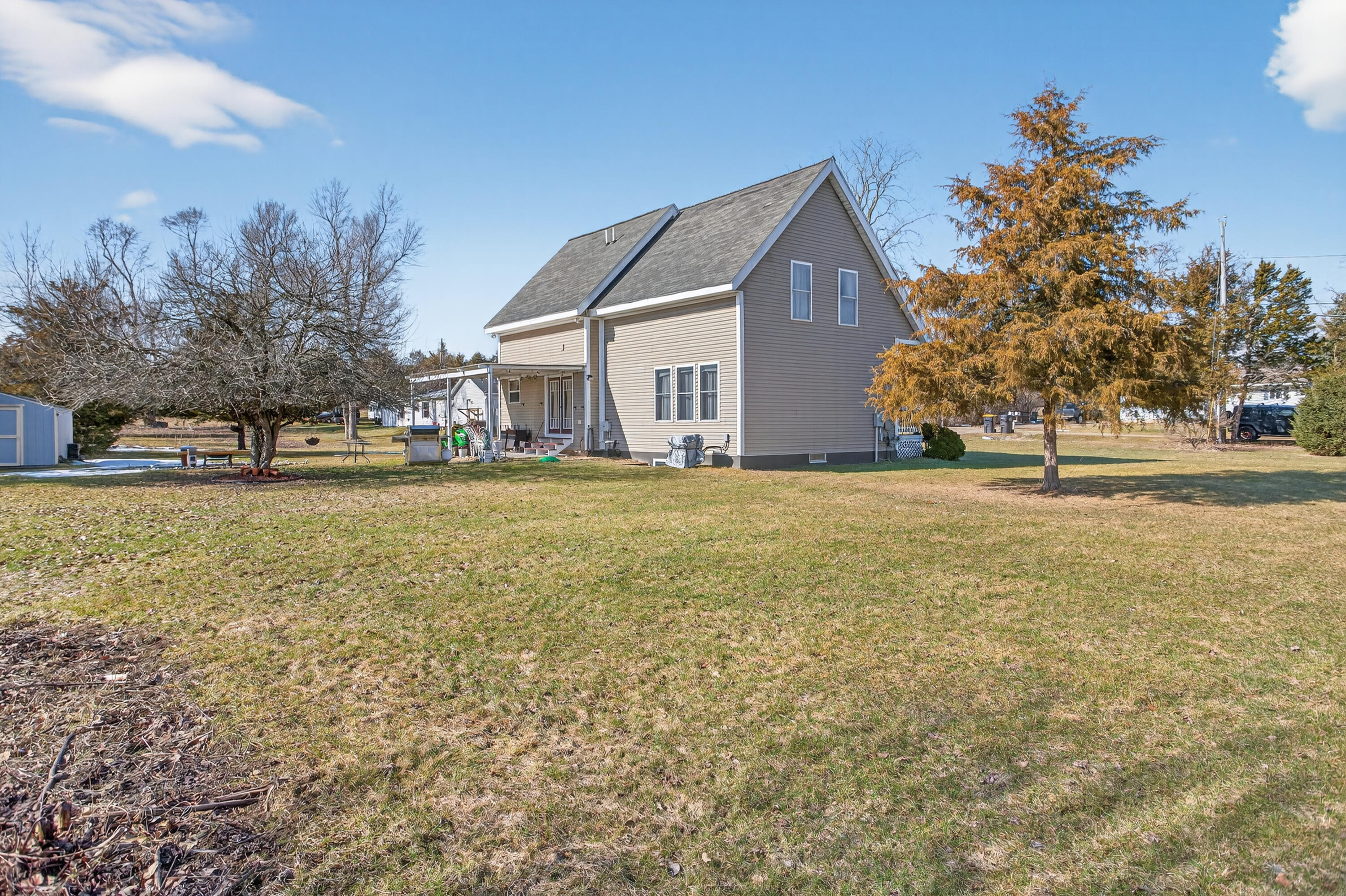129 Kathy Lane Property Photo 1