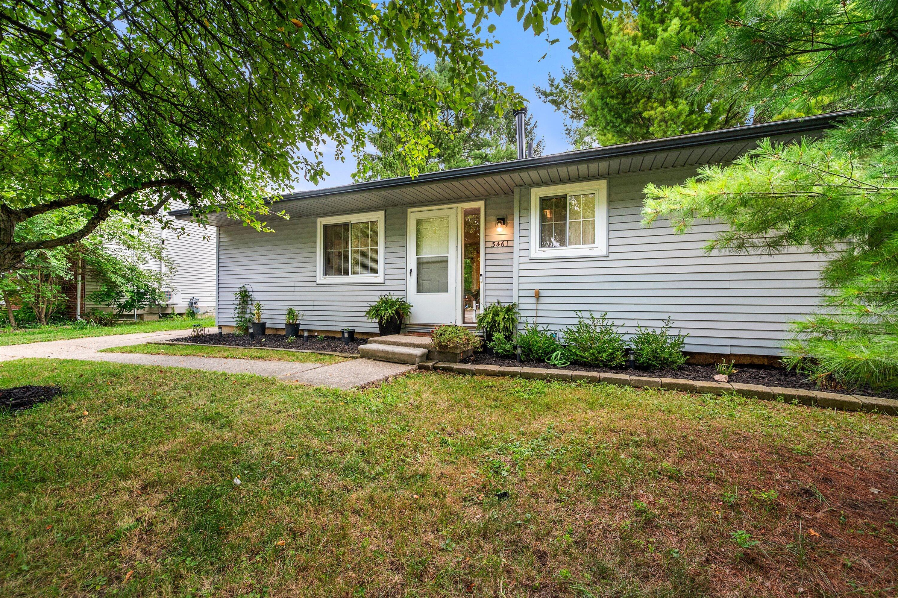 3461 Creek Drive Property Photo 1