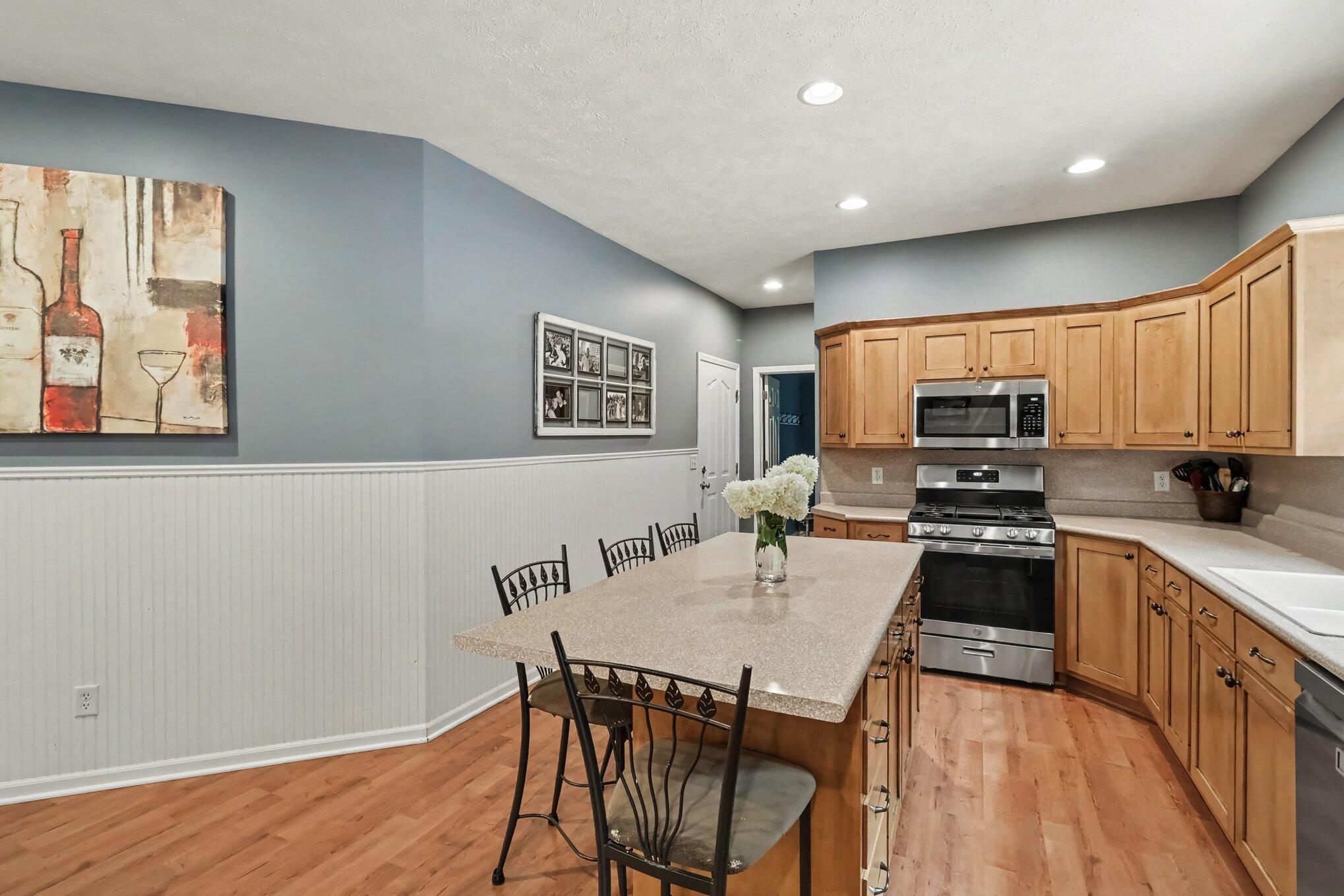 325 Grant Street Property Photo 10