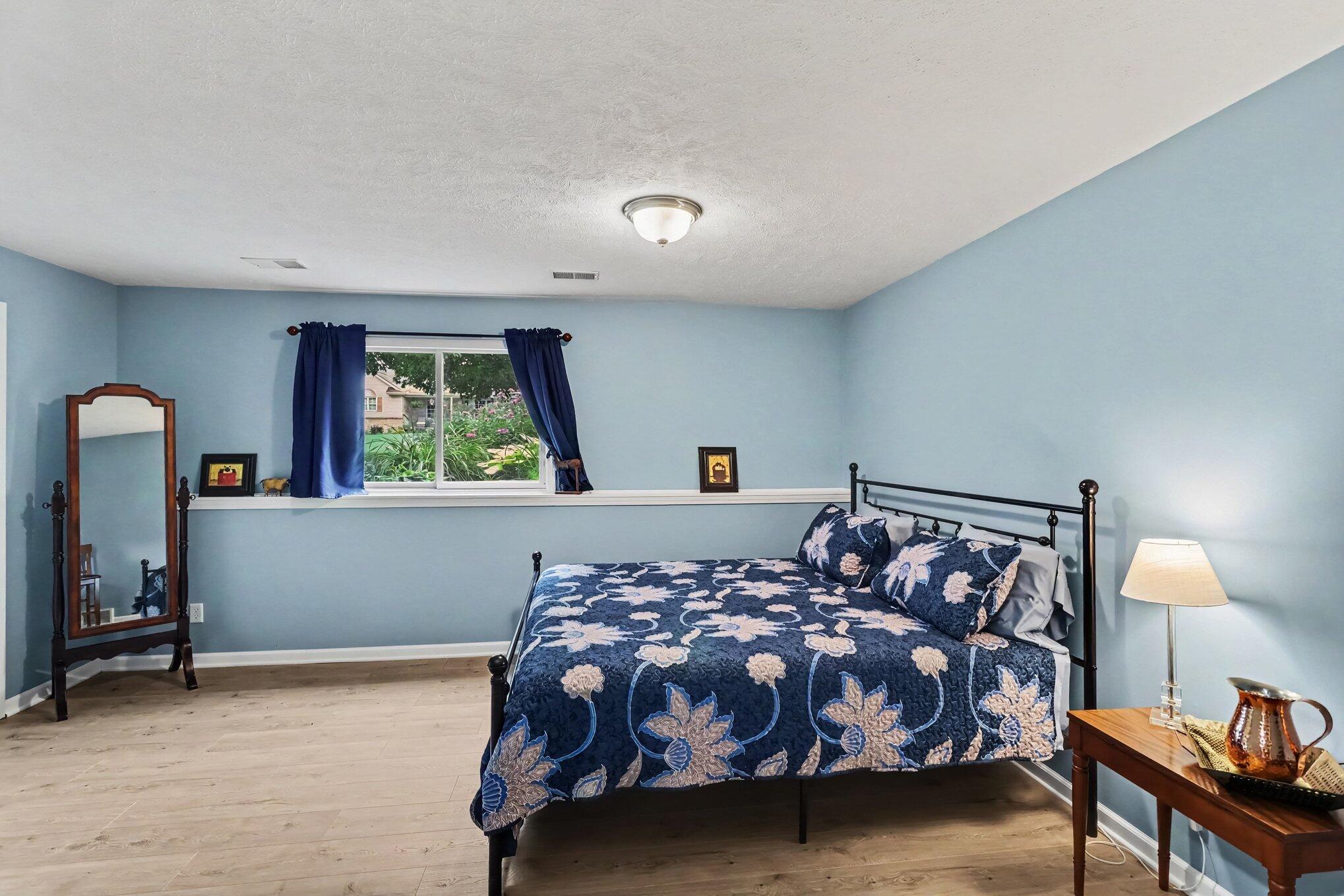 325 Grant Street Property Photo 16